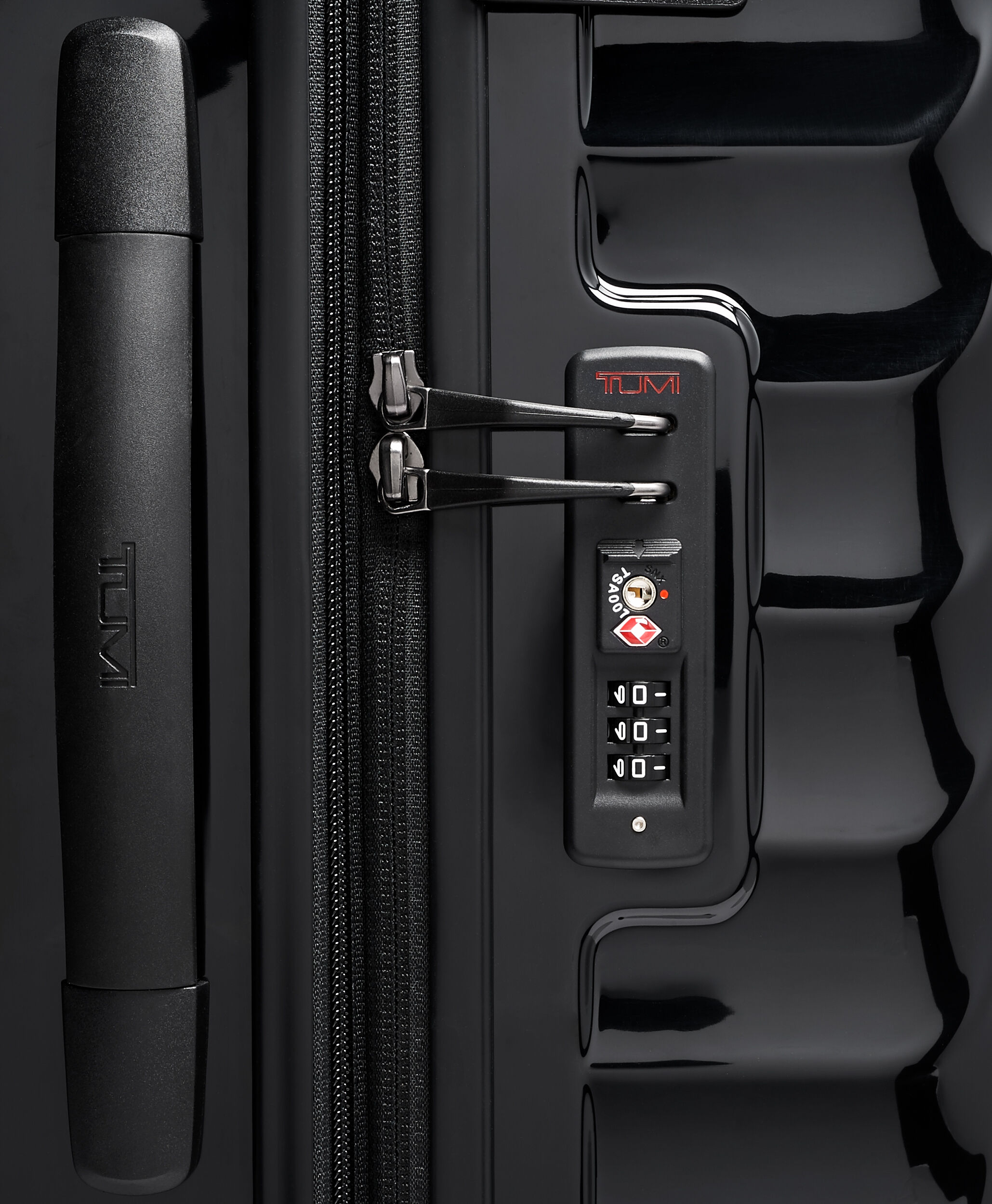 Tumi trunk luggage deals