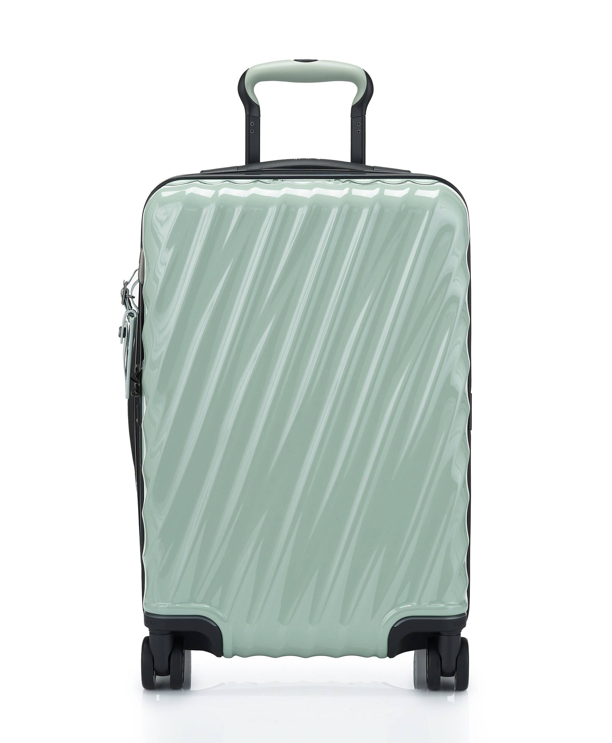 tumi hard shell luggage review