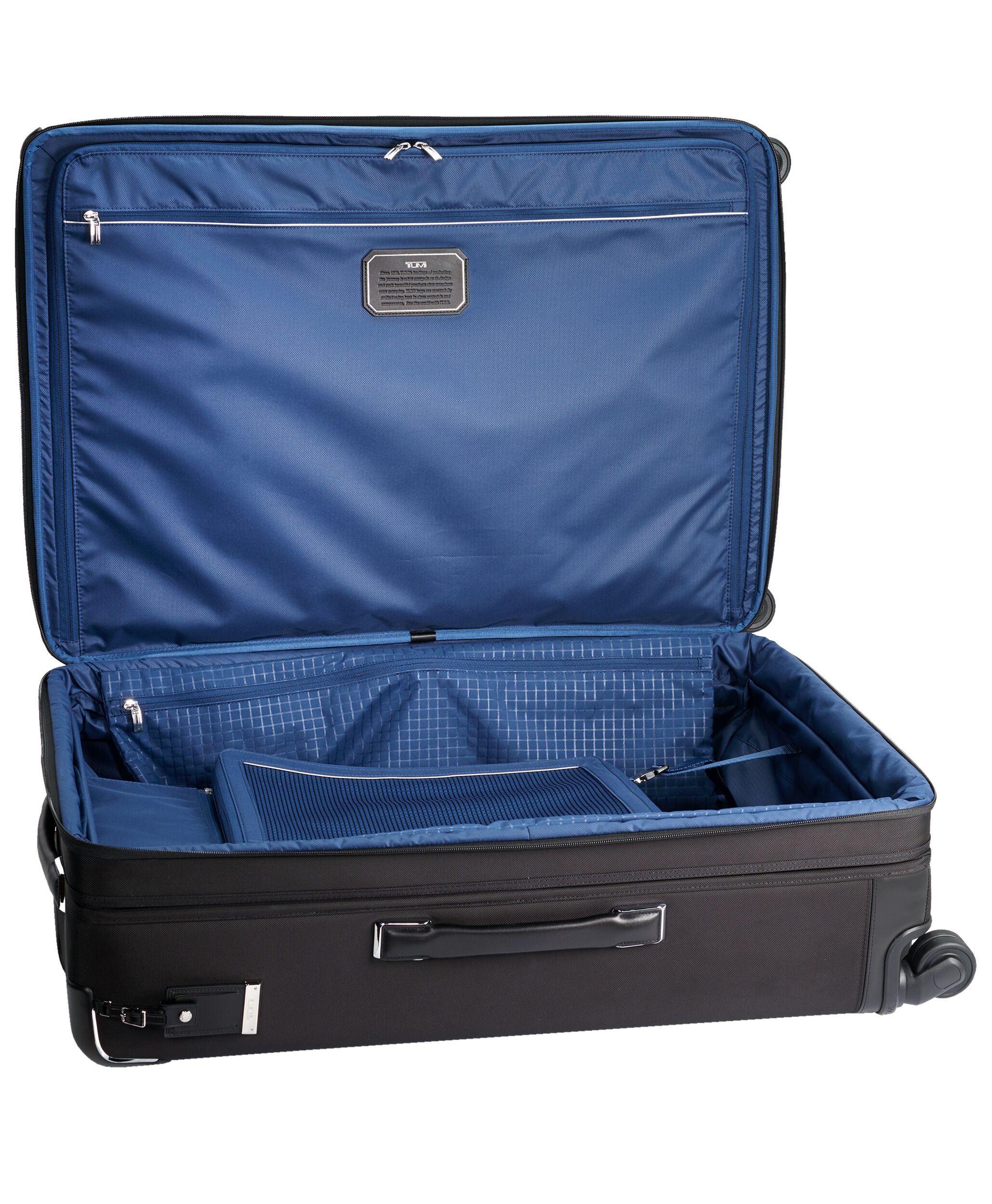 tumi arrive carry on