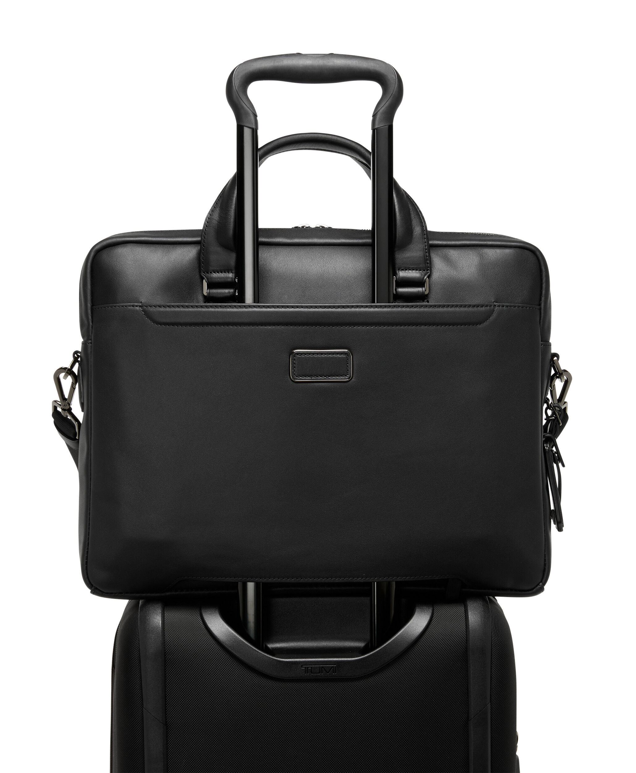 Harrison Avondale Top Zip Brief Black | TUMI UK