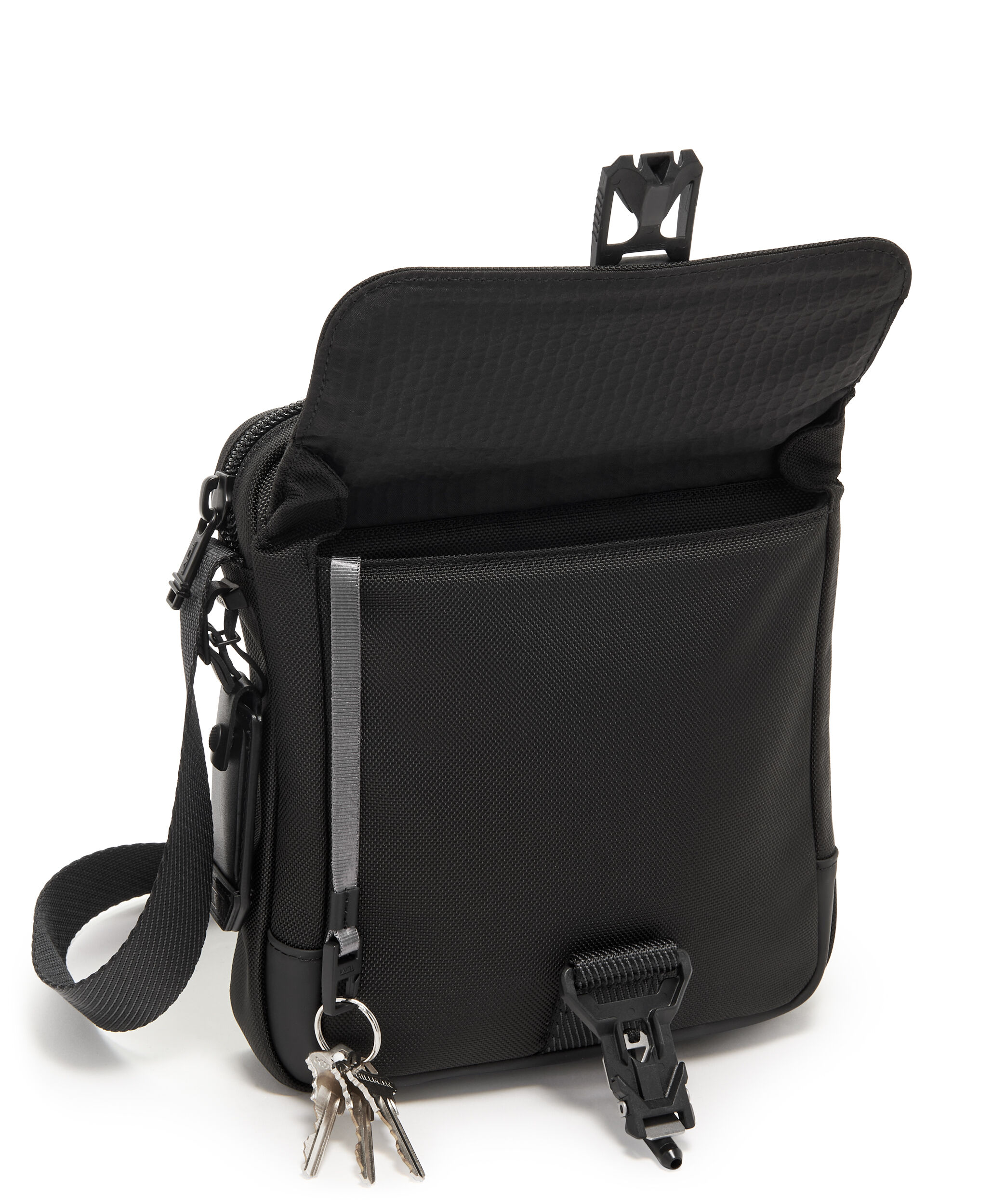 tumi men's purse