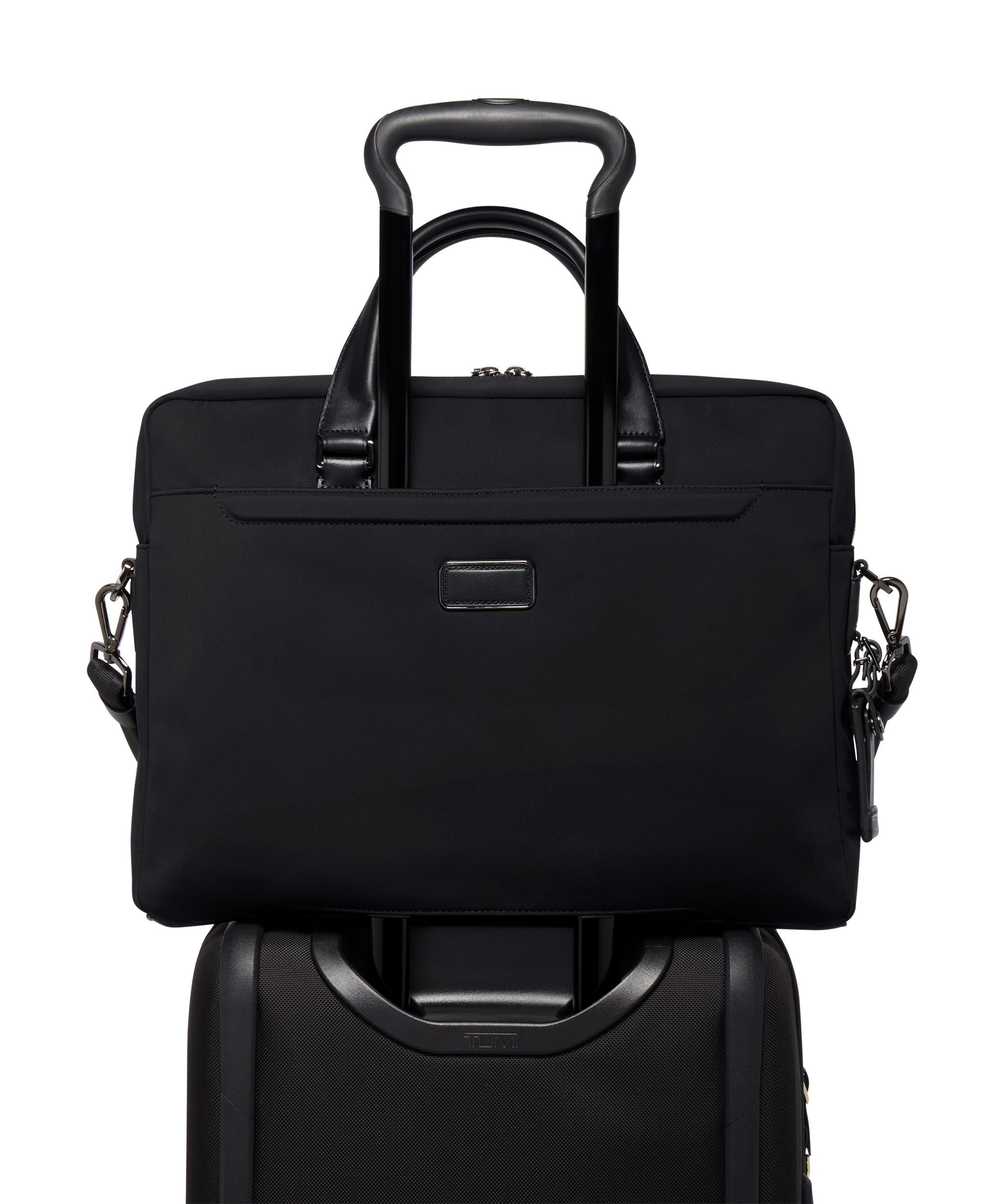 Tumi black leather briefcase online