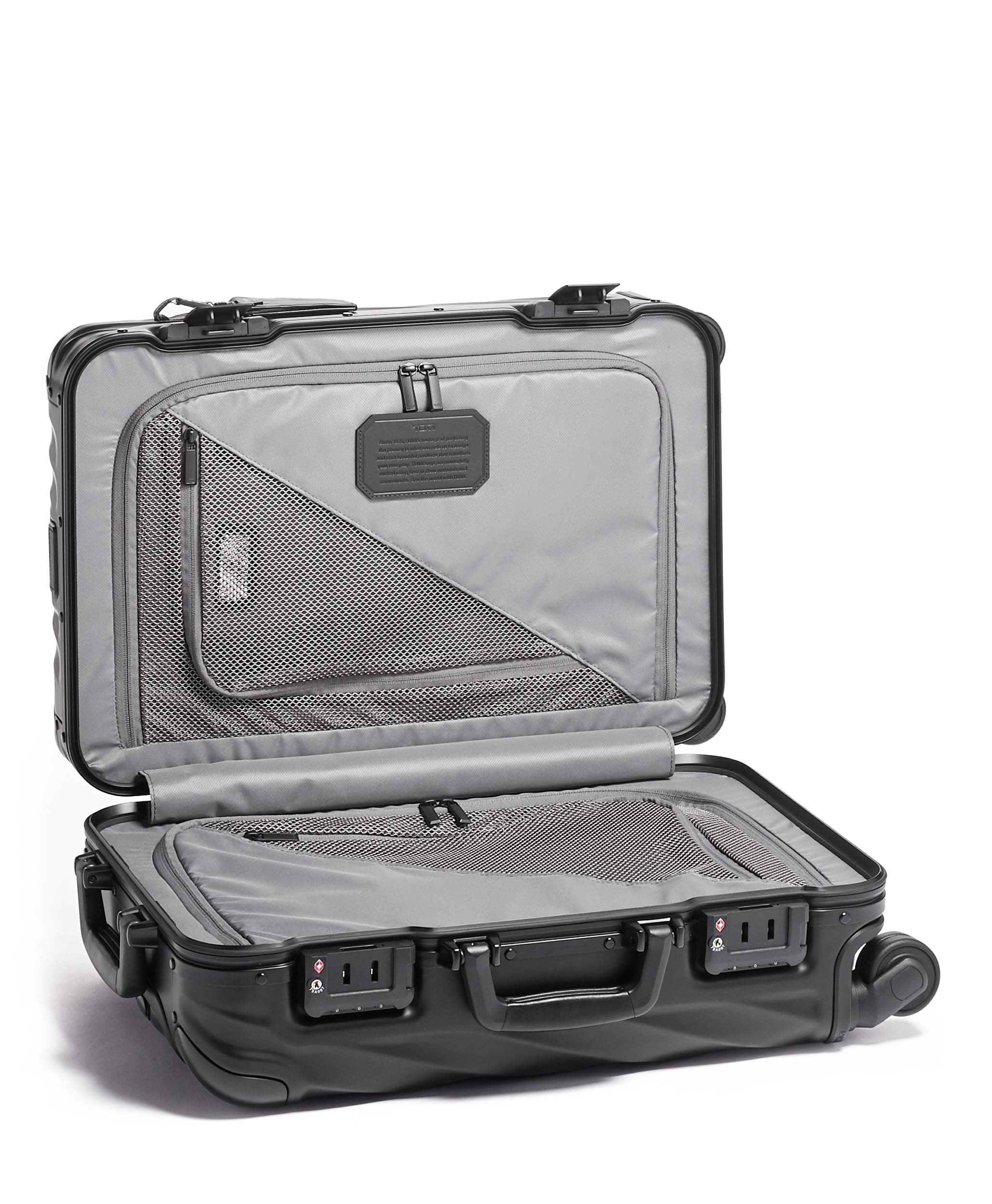 19 Degree Aluminium International Carry On 56 cm TUMI UK