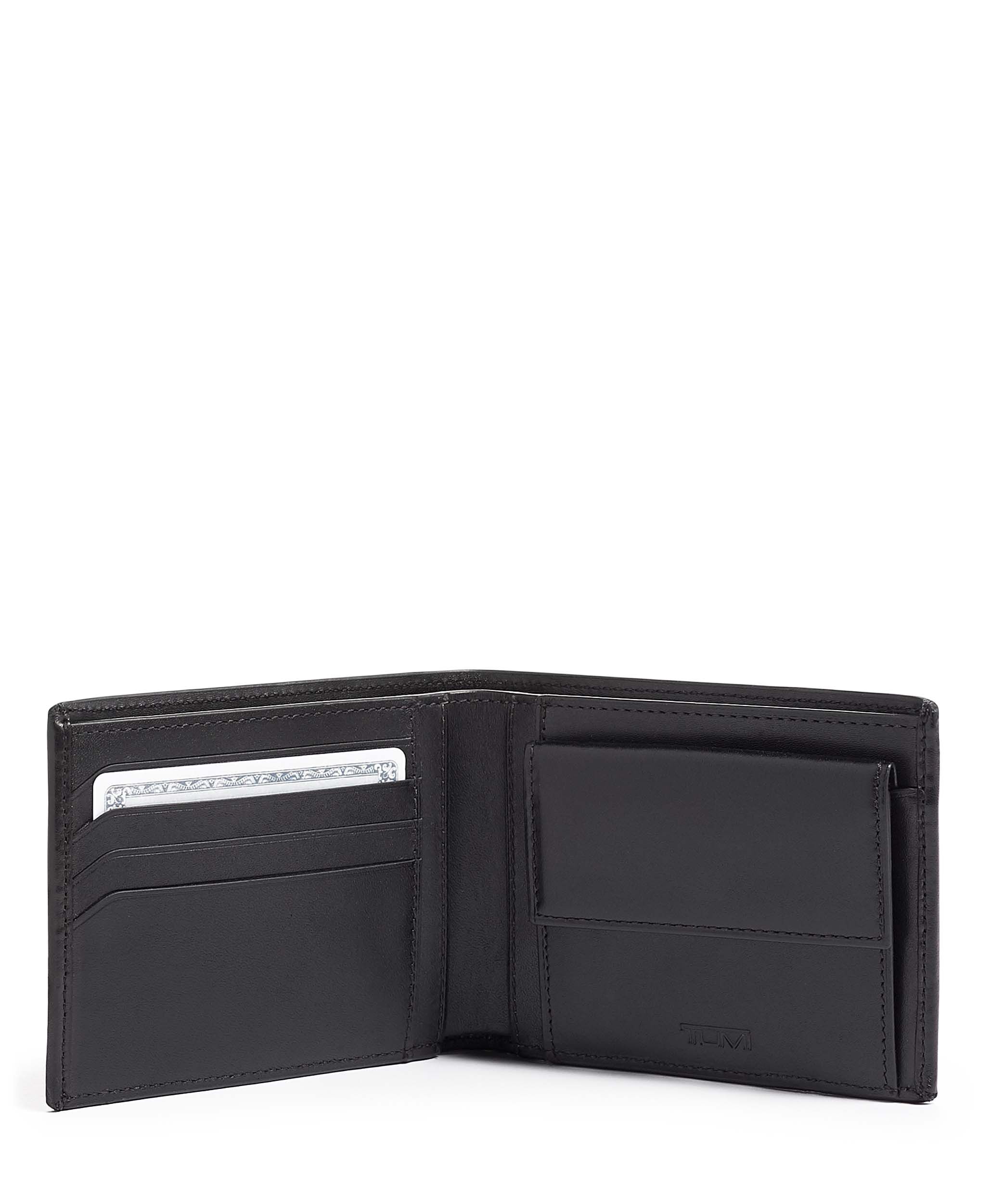 Tumi sales nassau wallet