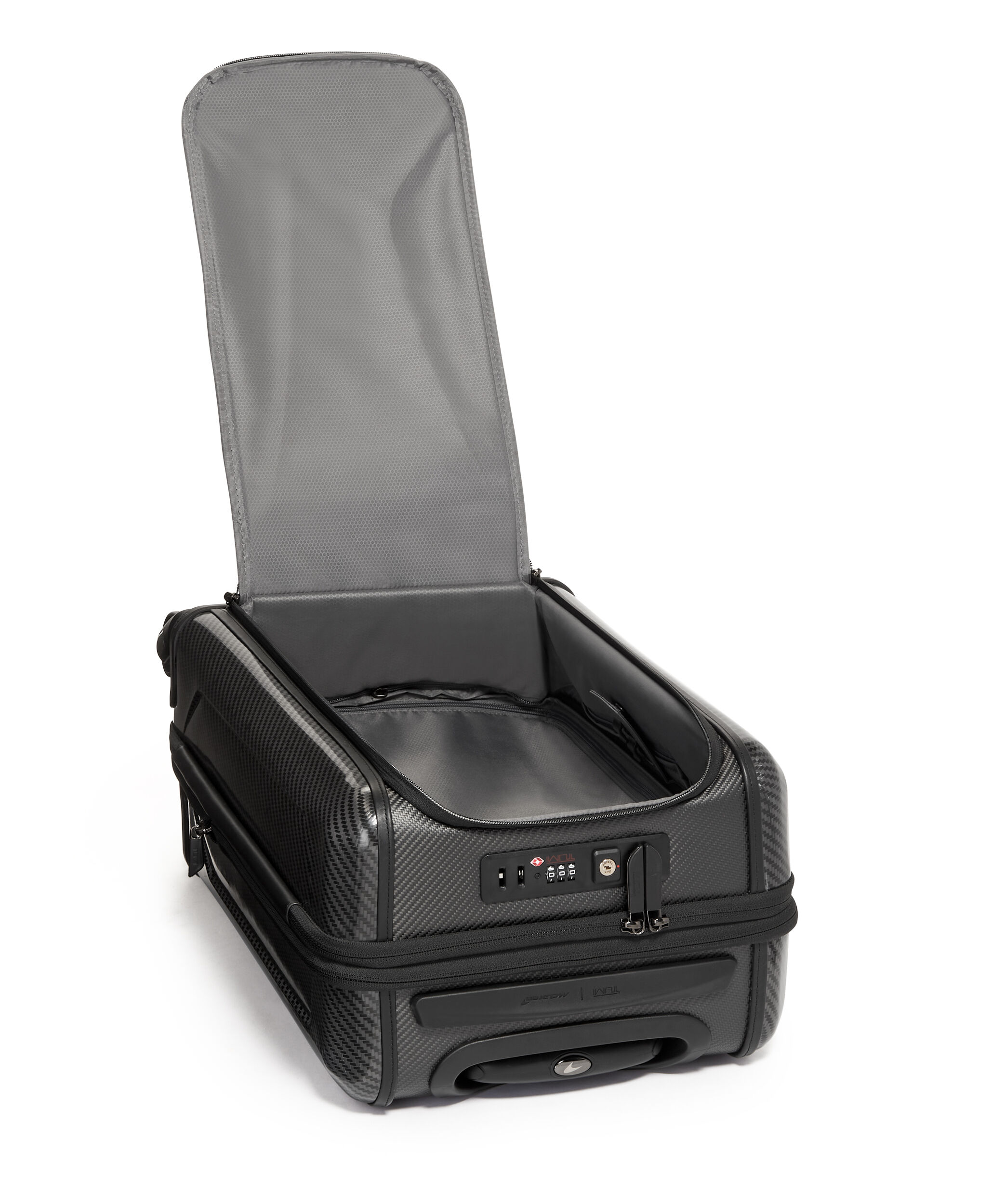Tumi personal item clearance