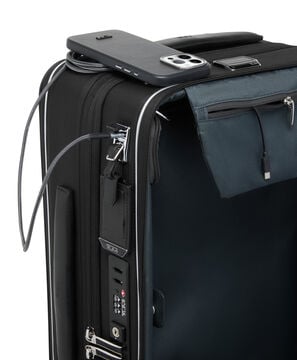 Arriv&eacute; Dual Access Expandable Cabin