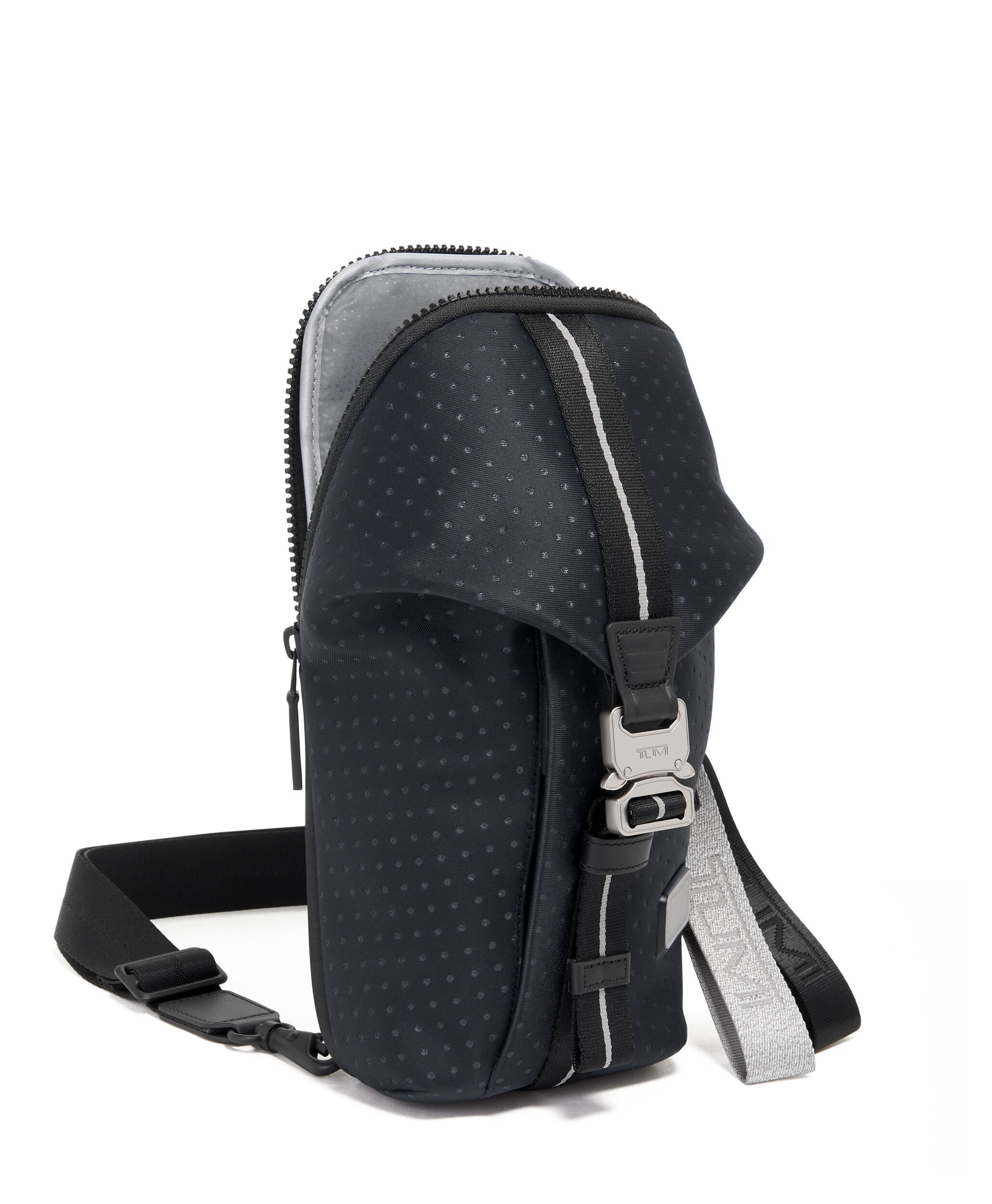 Tumi tahoe Clearance