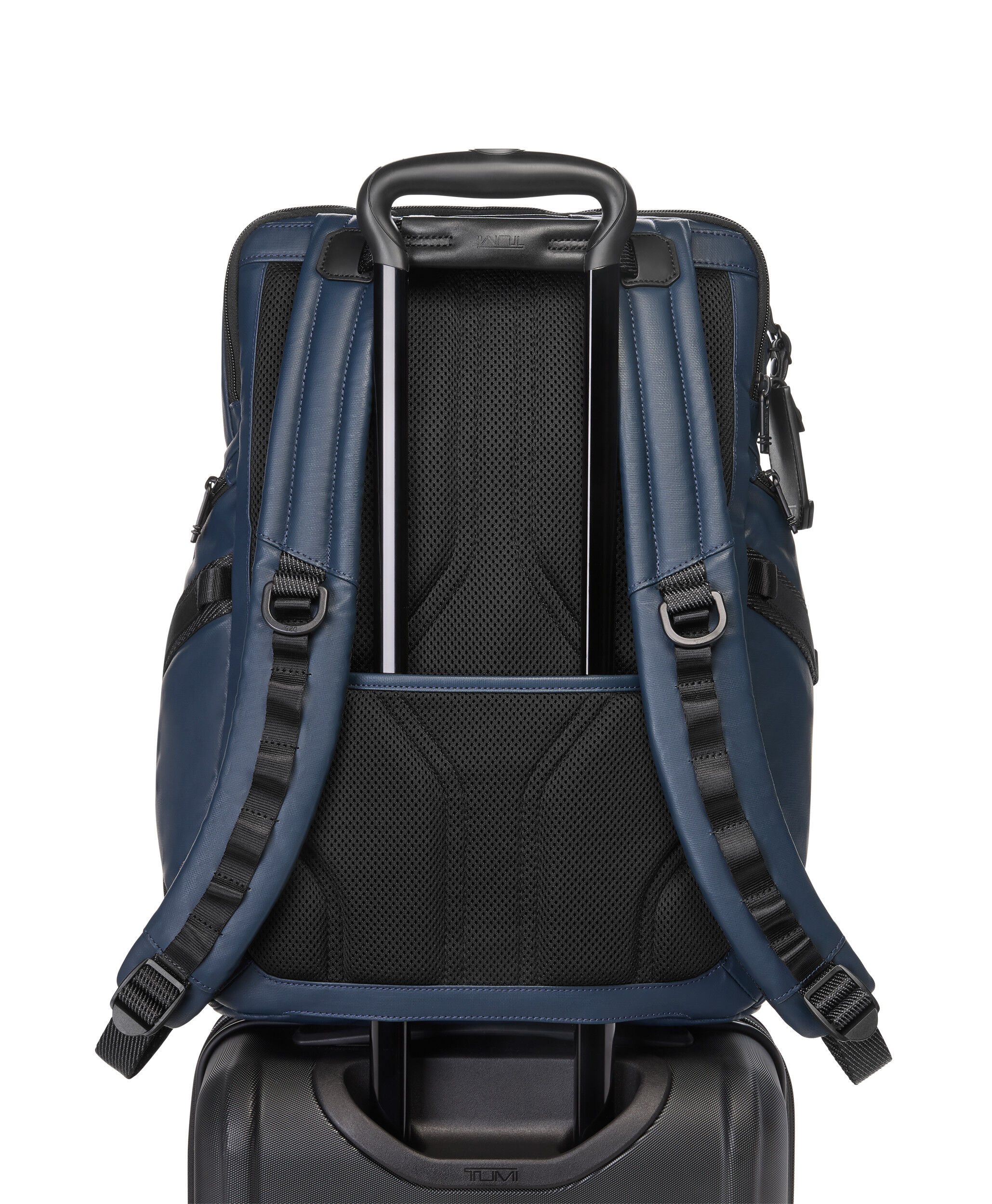 美品　tumi alpha bravo ナビゲーション ネイビー Alpha Bravo Renegade Backpack Blue | TUMI UK