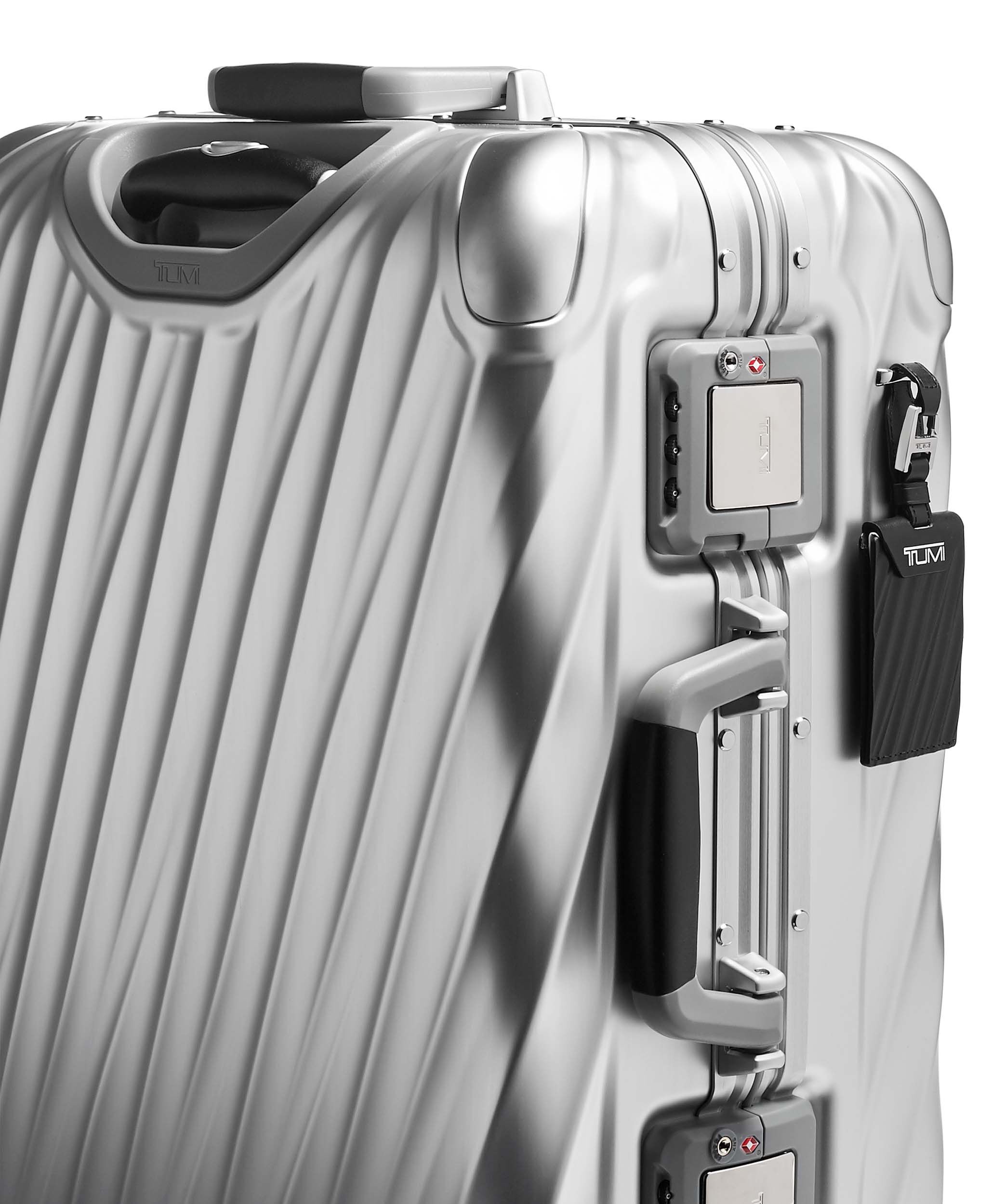 tumi uk