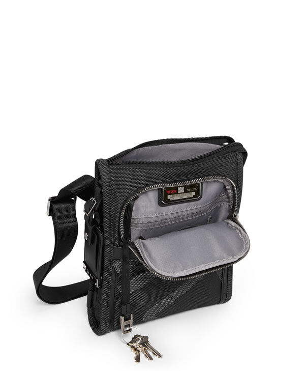 Alpha 3 Pocket Bag Small Black | TUMI UK