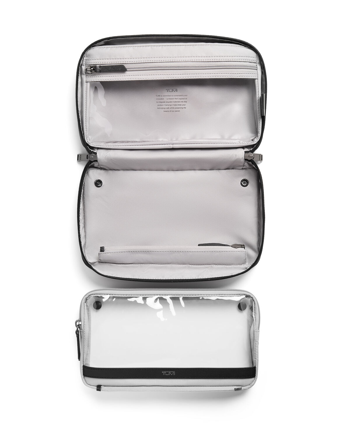 VOYAGEUR Adelise Cosmetic