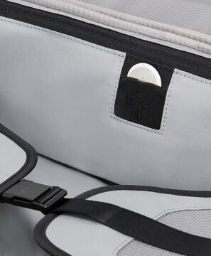 Alpha Dual Access Expandable Cabin