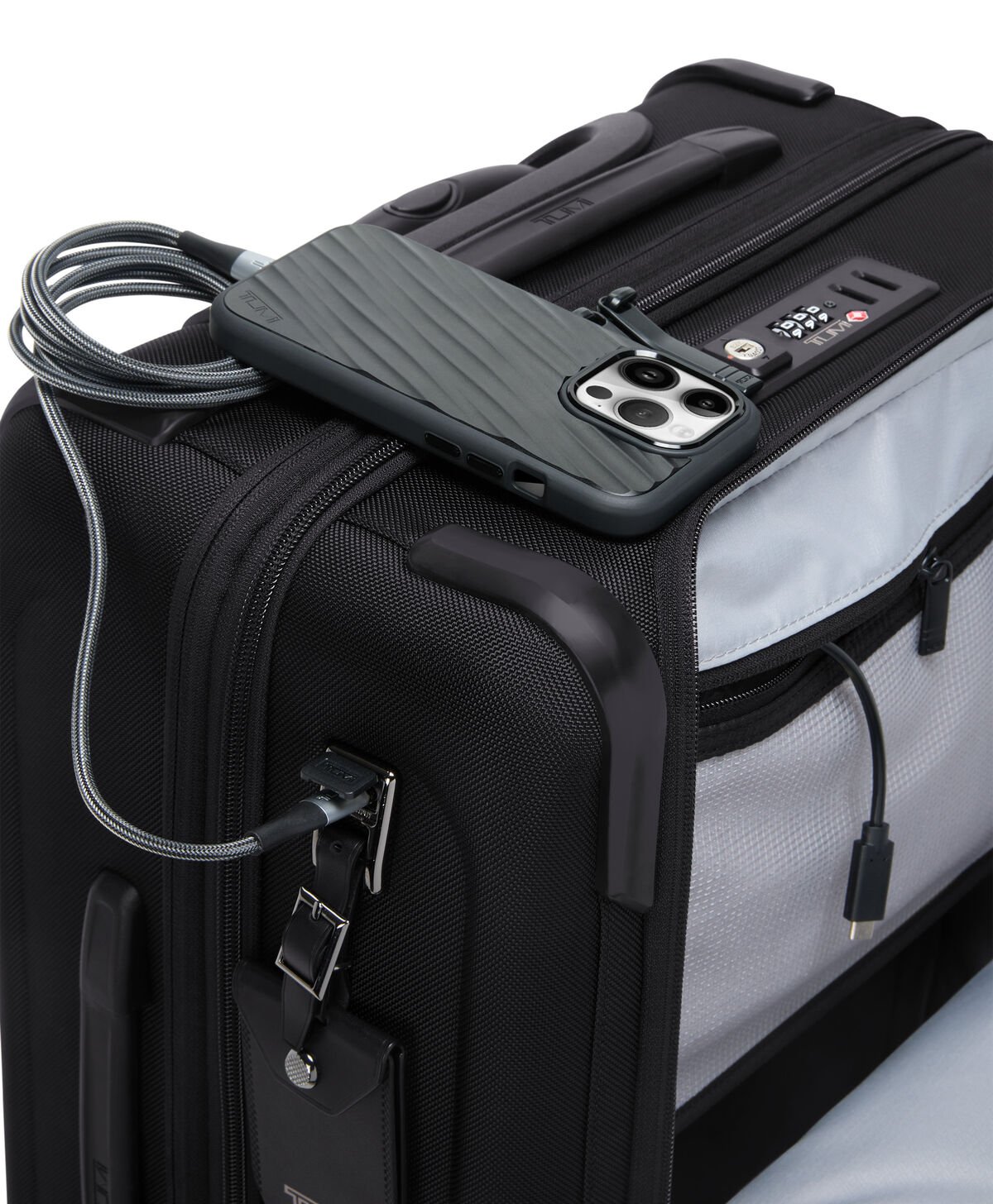 TUMI Large Dual Access Expandable Carry-On 55 cm