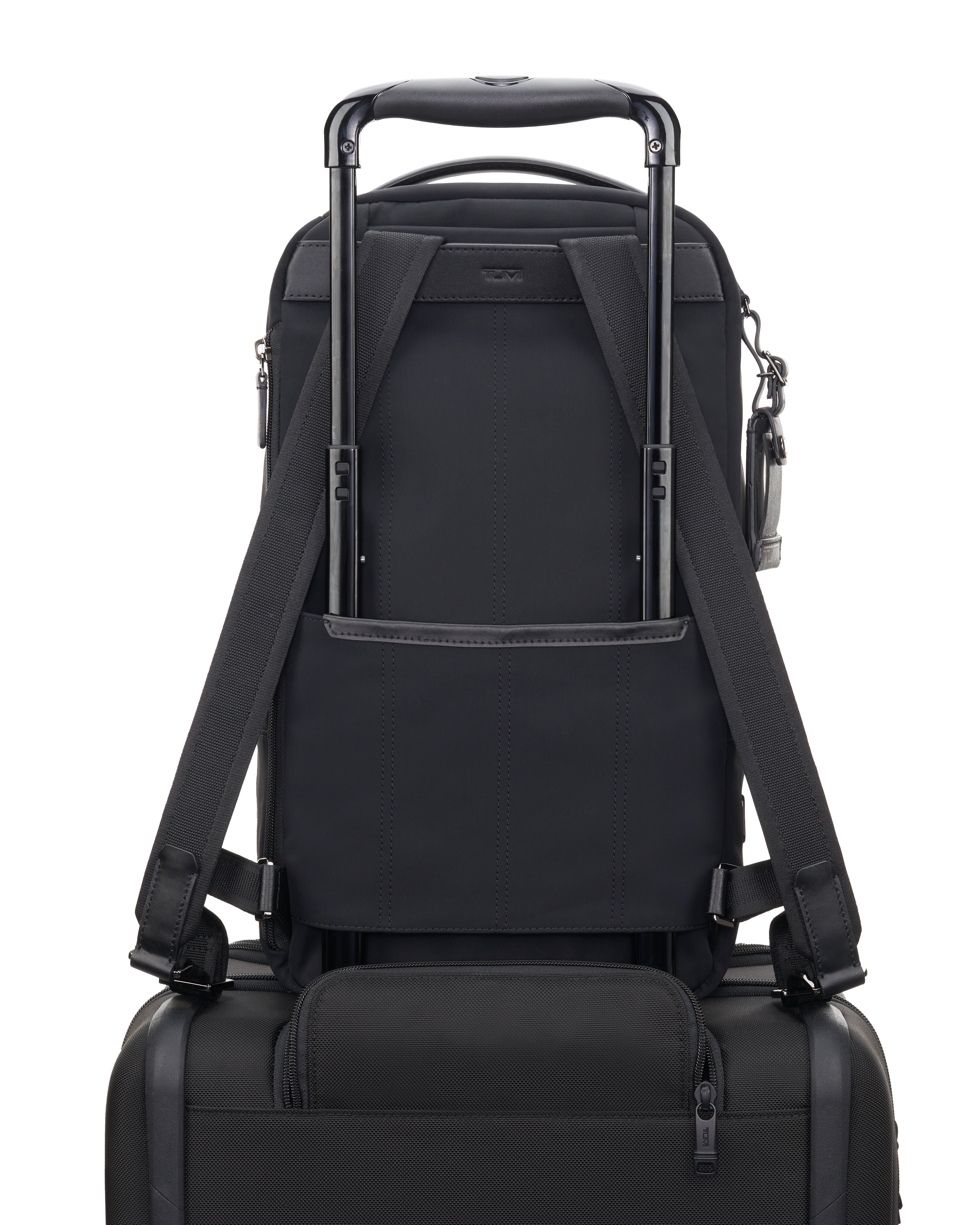 レビュー高評価のおせち贈り物 Harrison Crawford UK TUMI | Black Backpack Slim バッグ