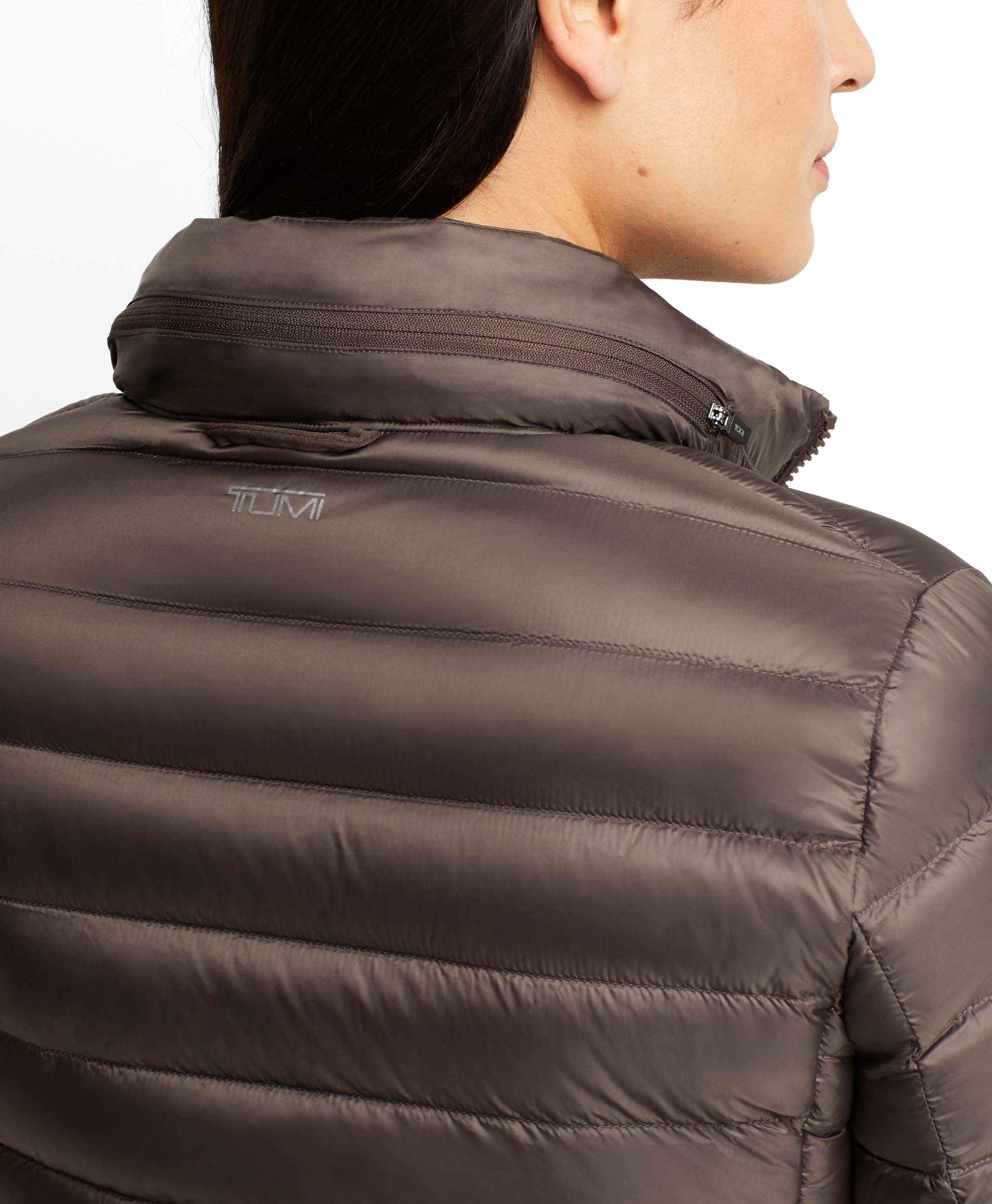 Tumi packable best sale jacket with hood