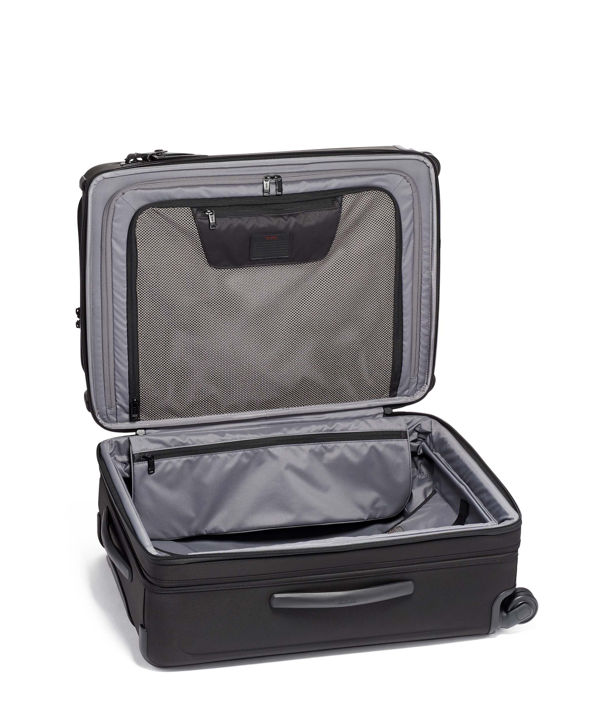 Tumi alpha 2025 3 short trip