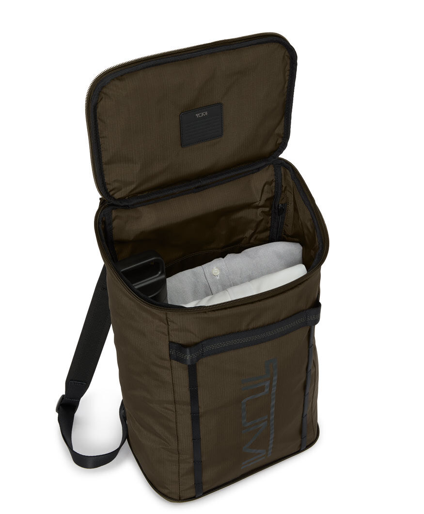 ⭐︎メンズ美品⭐︎TUMI ALPHA BRAVO ／オリーブグリーン(カーキ) Alpha Bravo Packable Backpack Green | TUMI UK