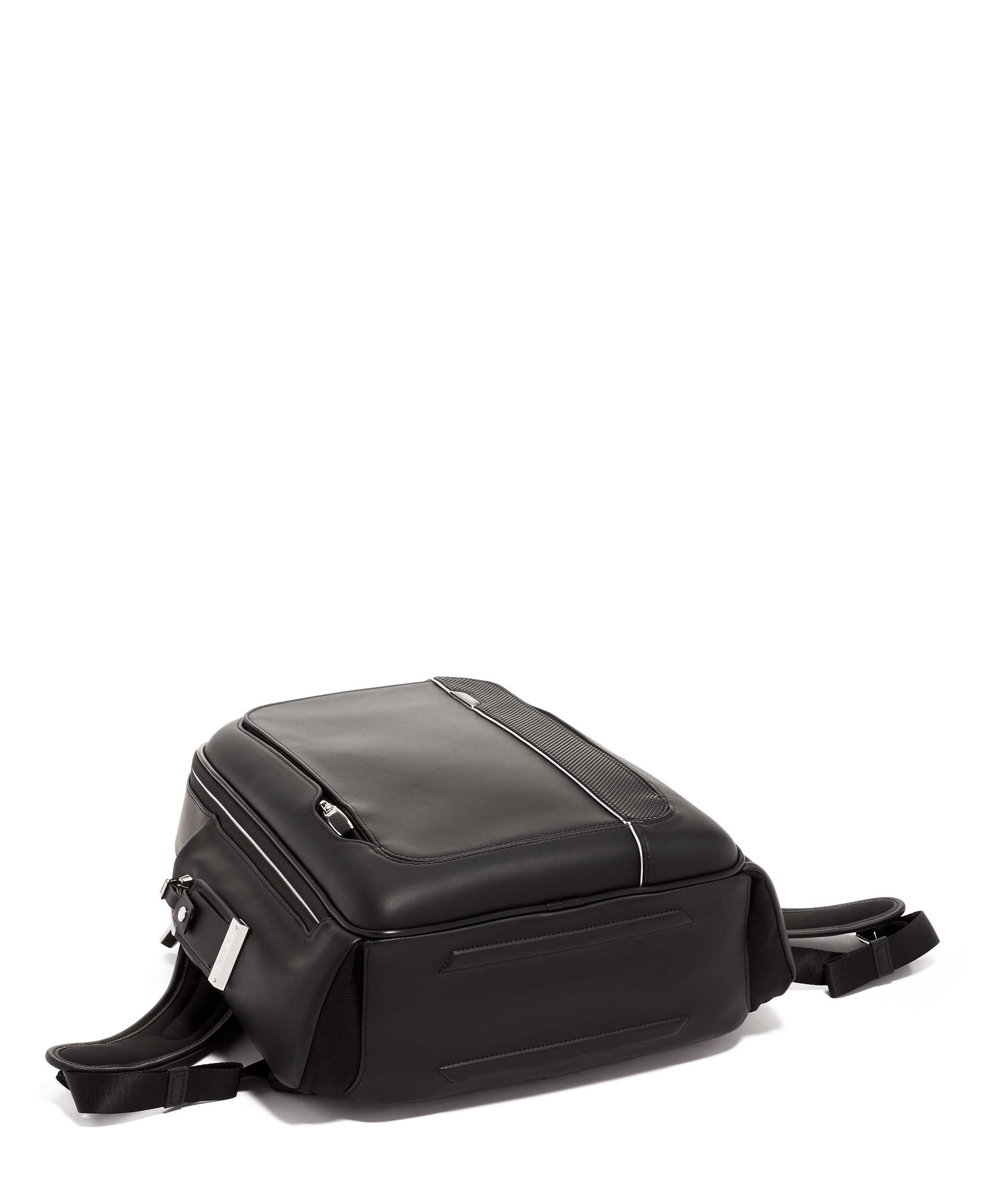 商品画像：Harrison Winsor Crossbody Blue | TUMI Italy 1