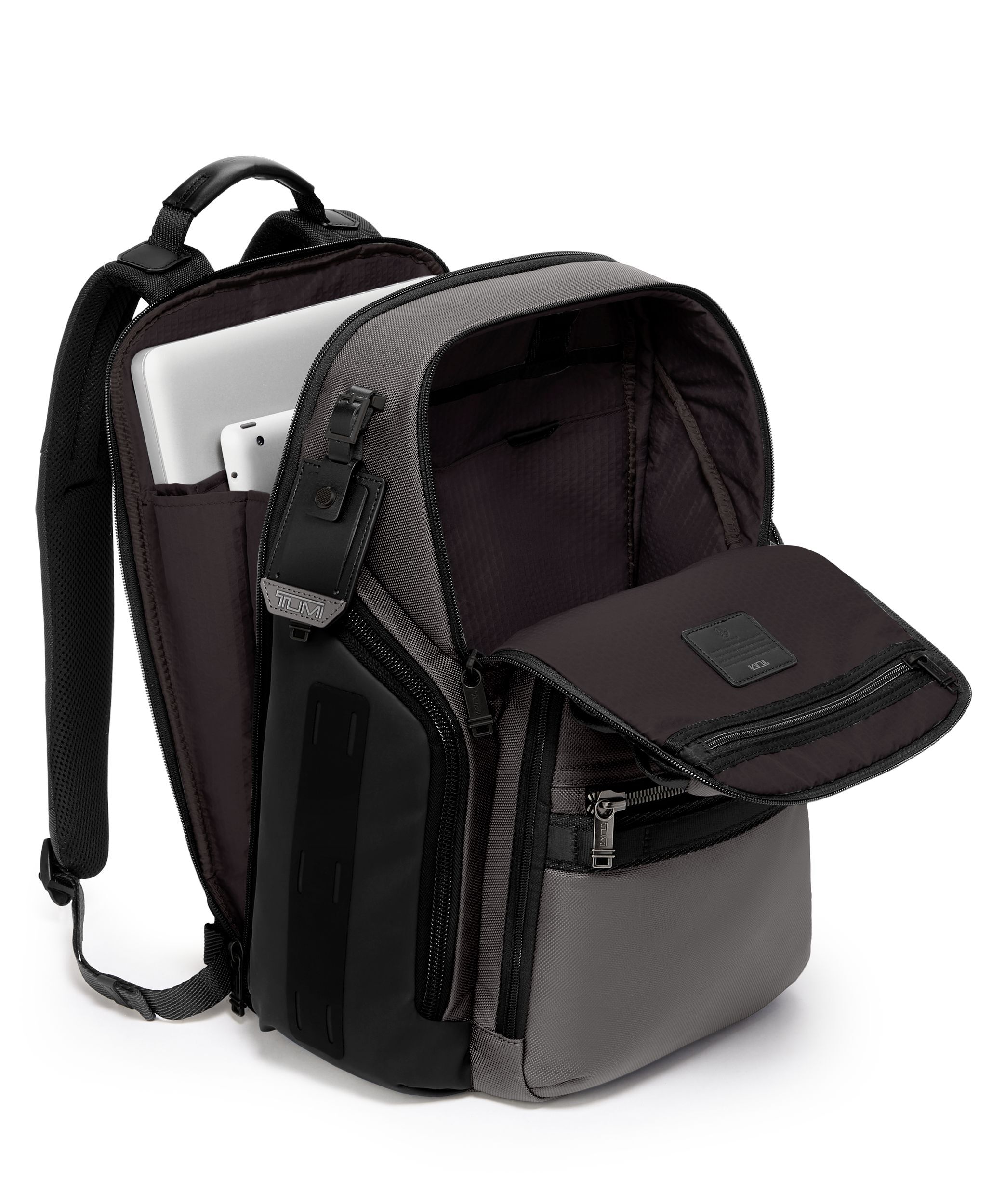バッグ Tumi ARPHA BRAVO 142480-1174_03.jpg?sw=1200&sh=1456