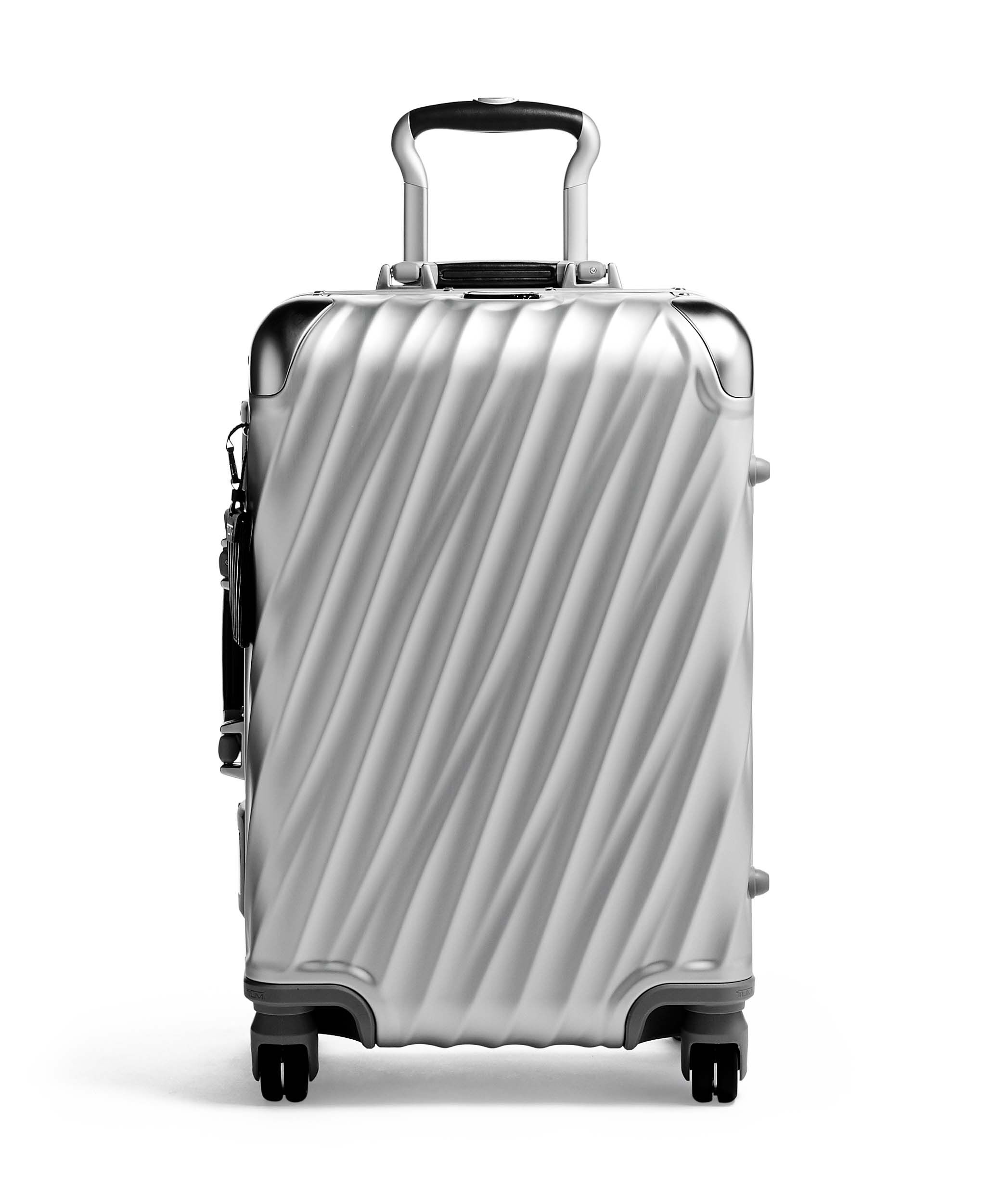 carry on luggage size air transat