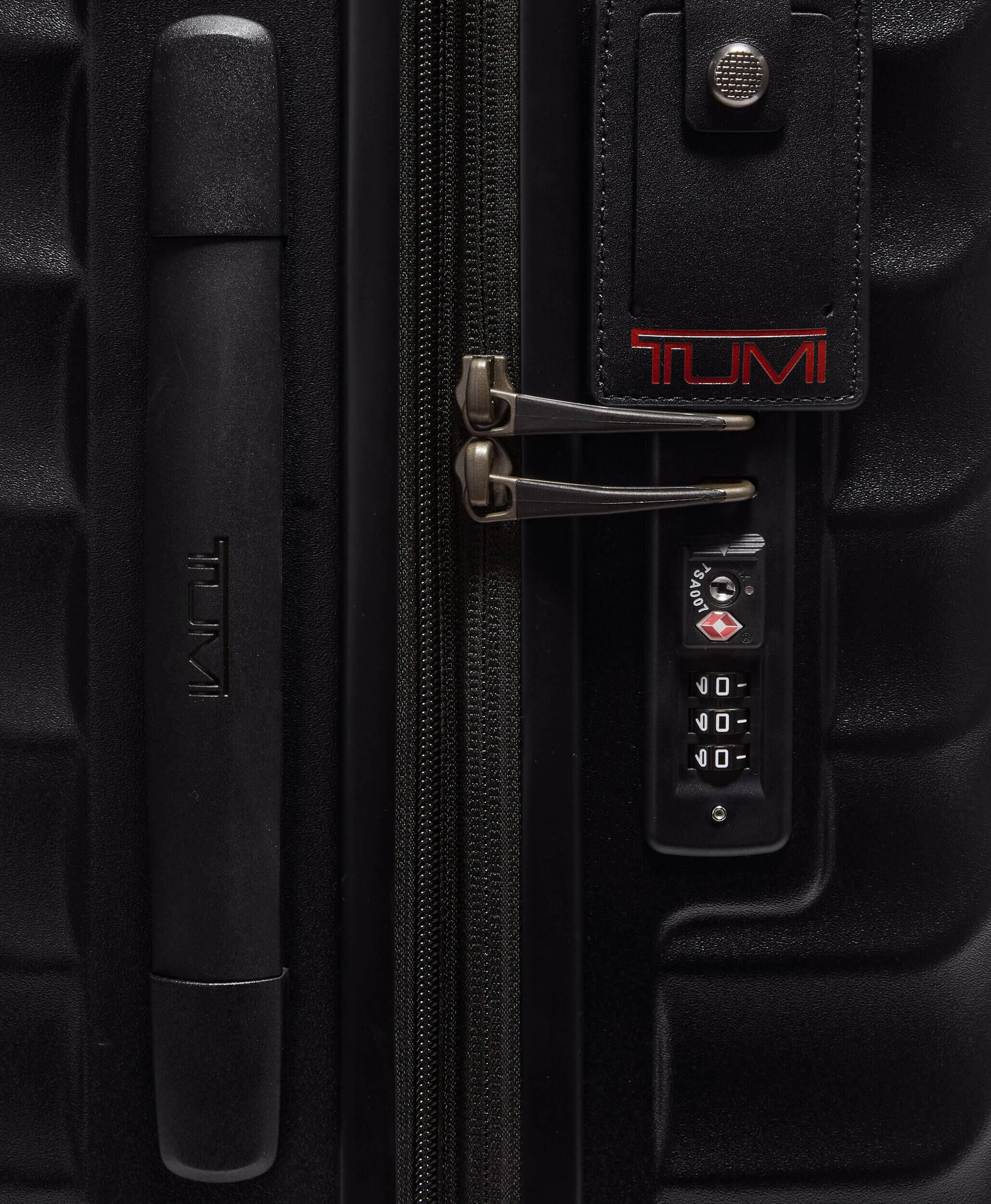 旅行かばん・小分けバッグ TUMI 19 Degree CONPACT CARRY-ON 19 DEGREE コンパクト・キャリーオン ブラック｜TUMI公式サイト