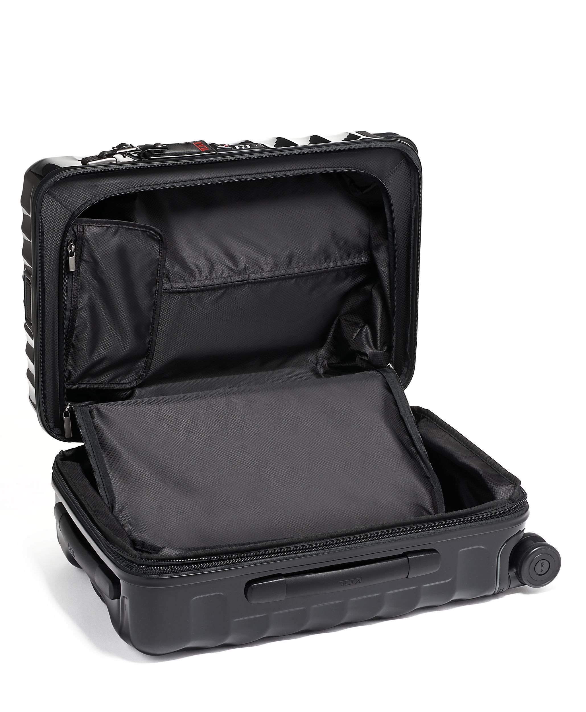 19 Degree International Expandable Carry On 55 cm TUMI UK