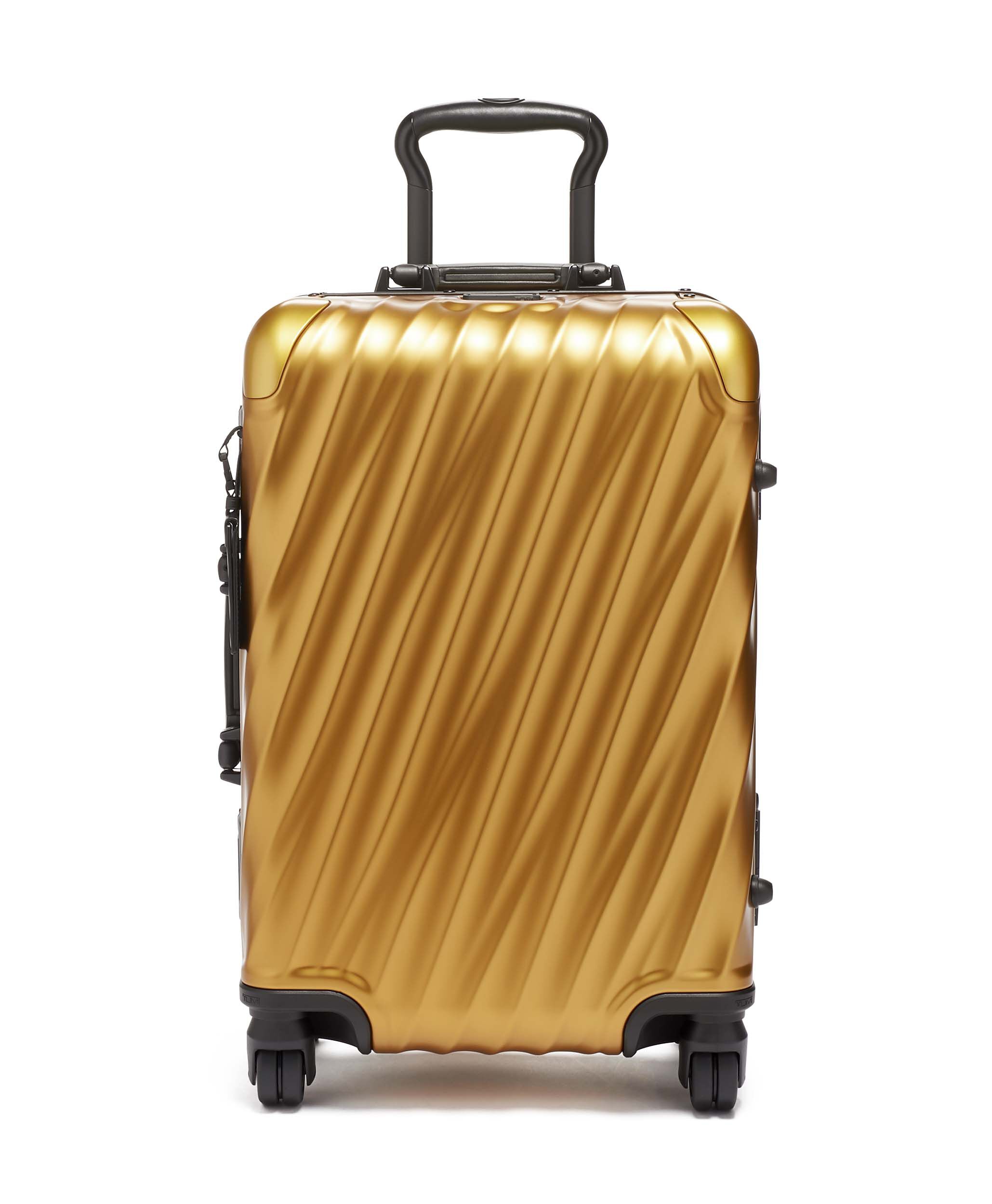 tumi international carry on 19 degree aluminum
