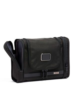 Alpha 3 Hanging Travel Kit