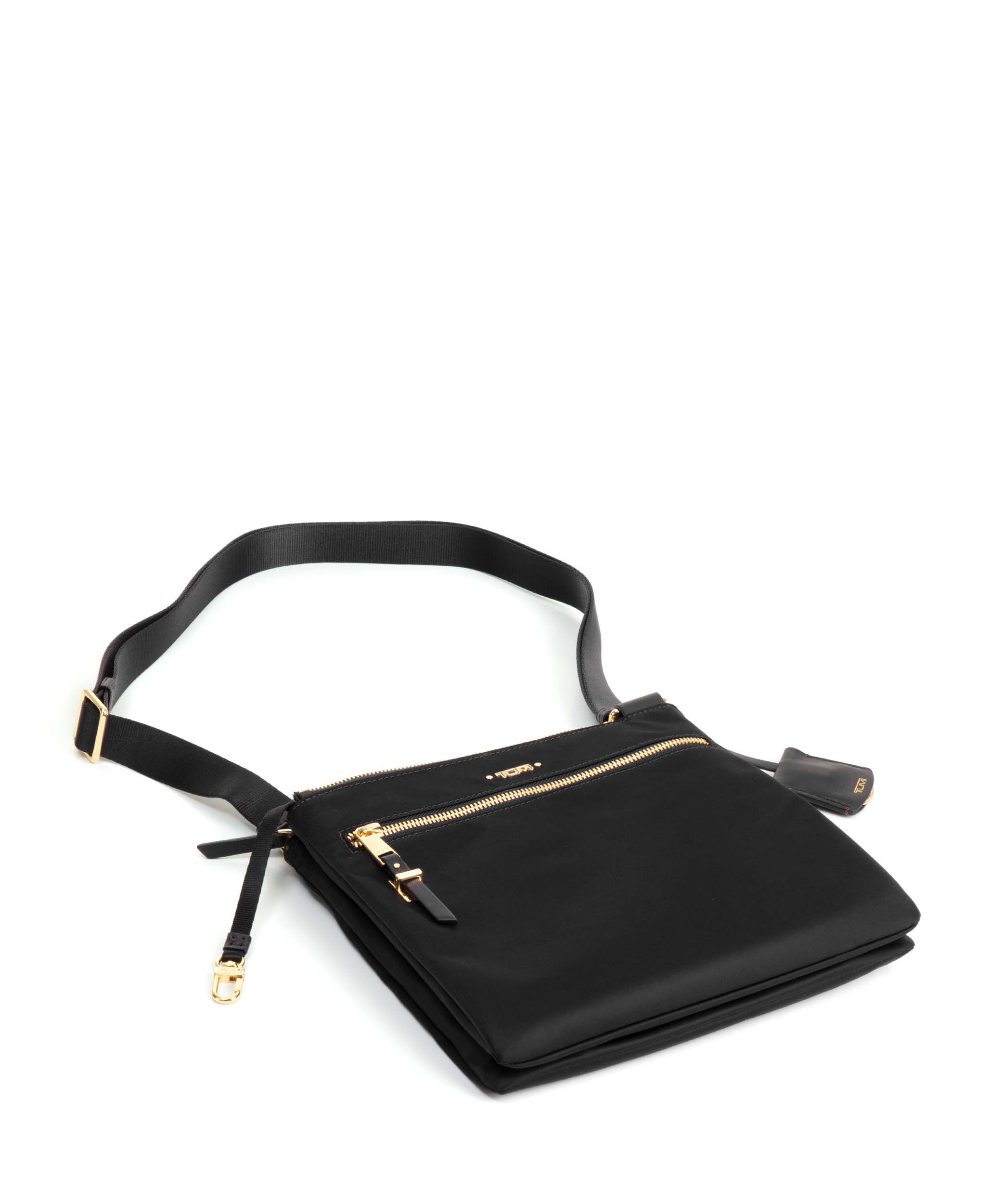 tumi black purse