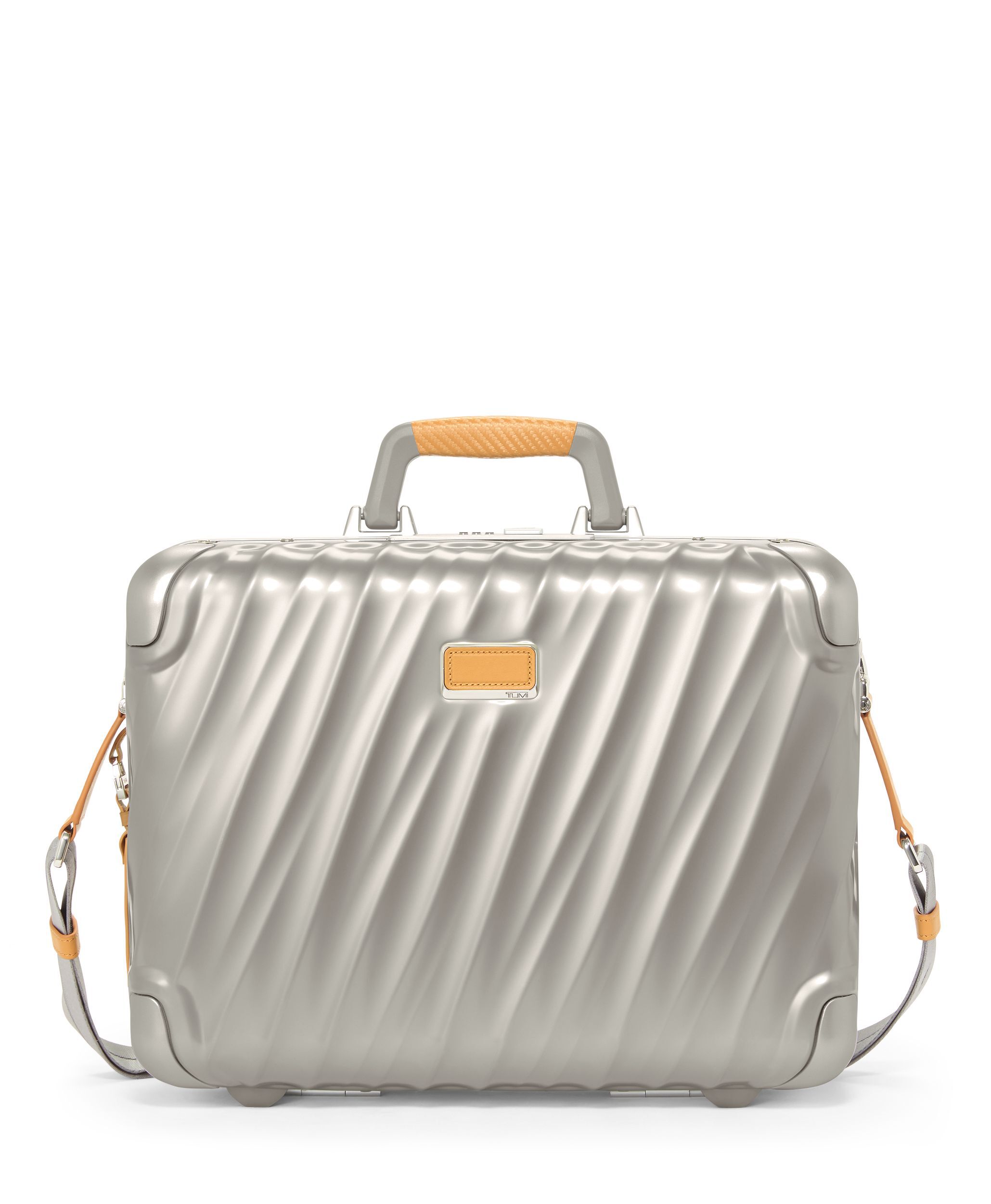 Tumi top uk online