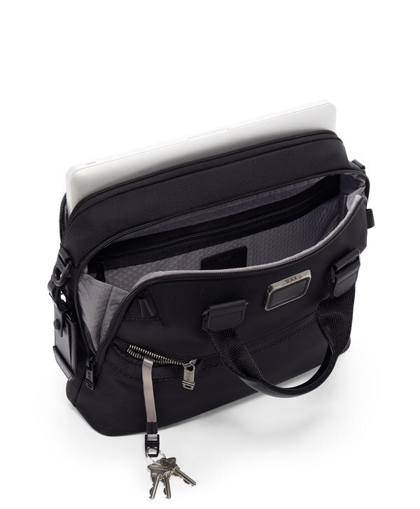 Tumi bravo on sale fallon messenger bag