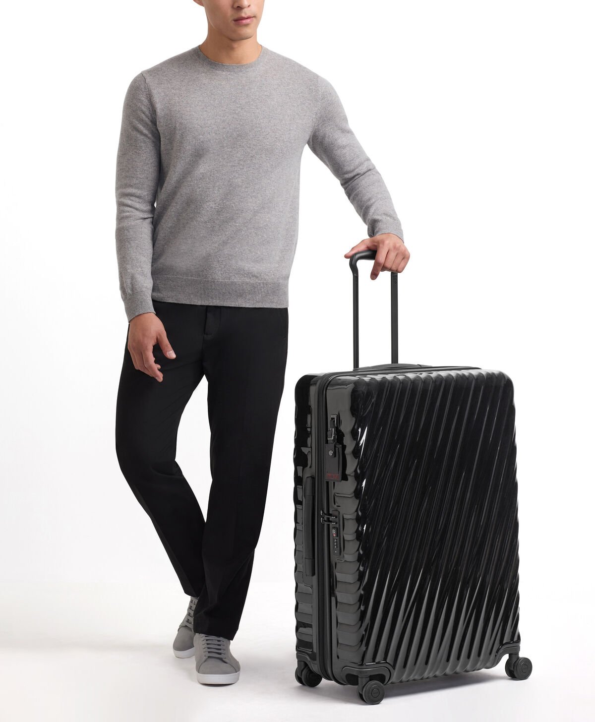 TUMI 19 Degree EXT TRIP EXP 4 WHL P/C  Red