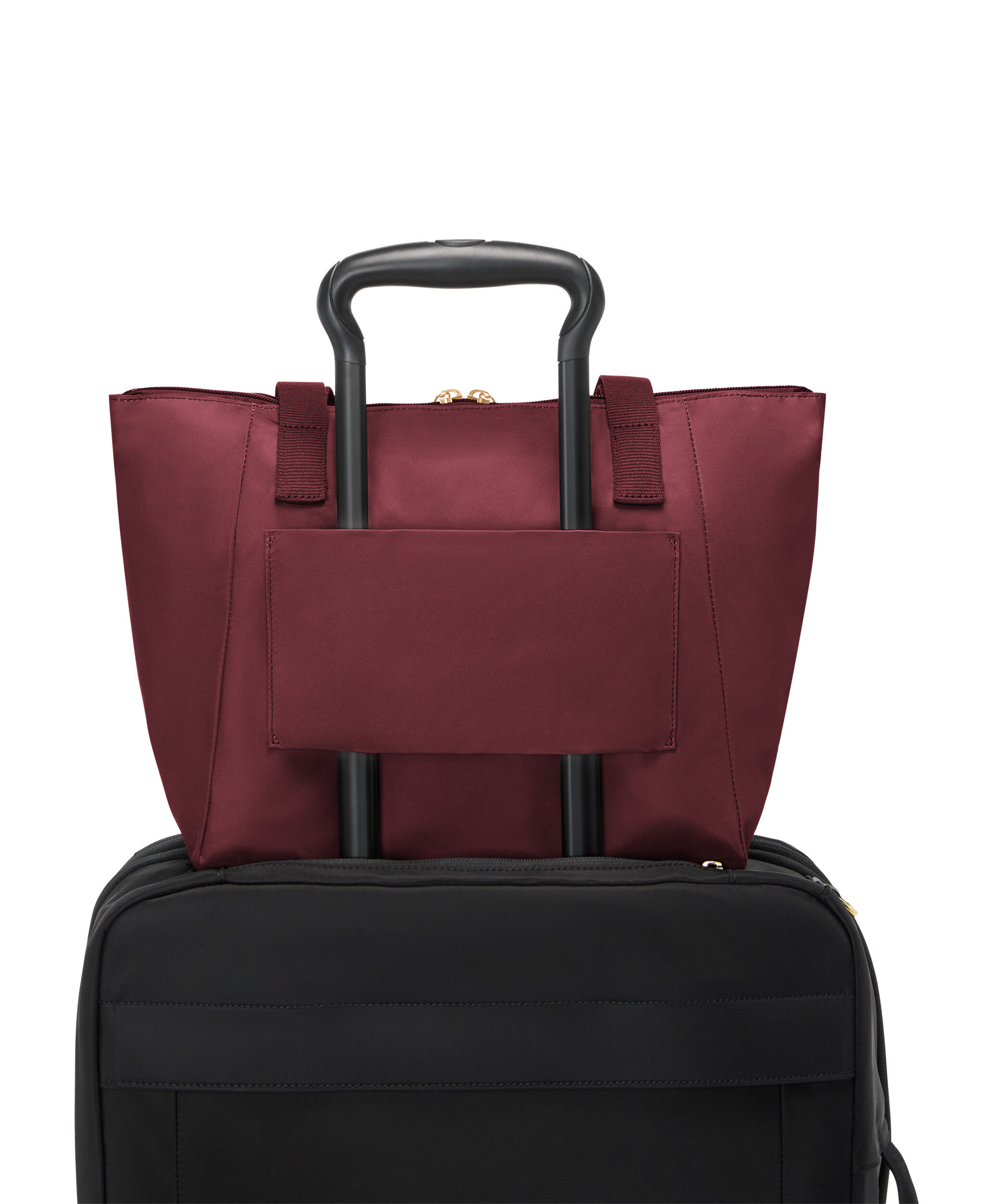 TUMI　JUST IN CASE TOTE BLACK/RED 未使用 Voyageur Just In Case® Small Tote Red | TUMI UK