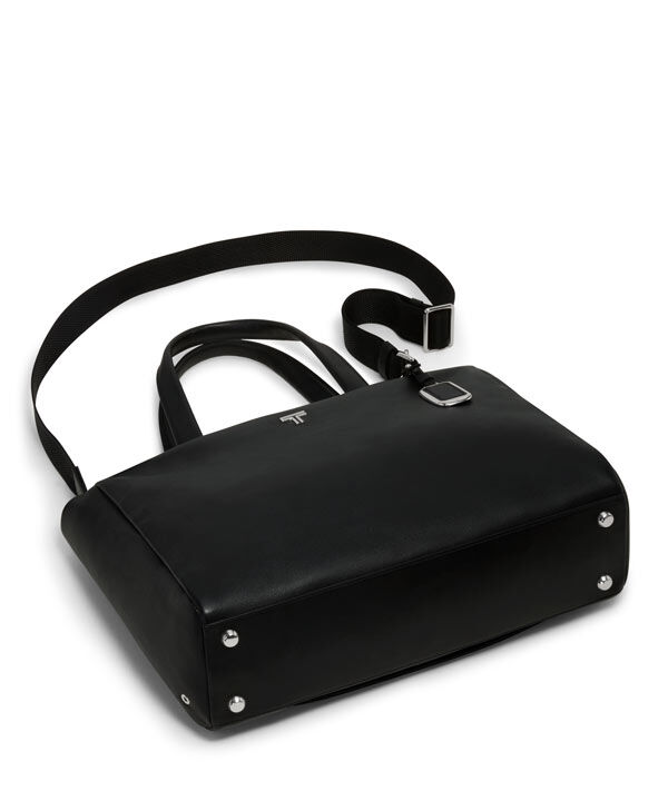 バッグ TUMI VOYAGEUR LEATHER Vail Medium tote Voyageur Vail Medium Tote Black | TUMI UK