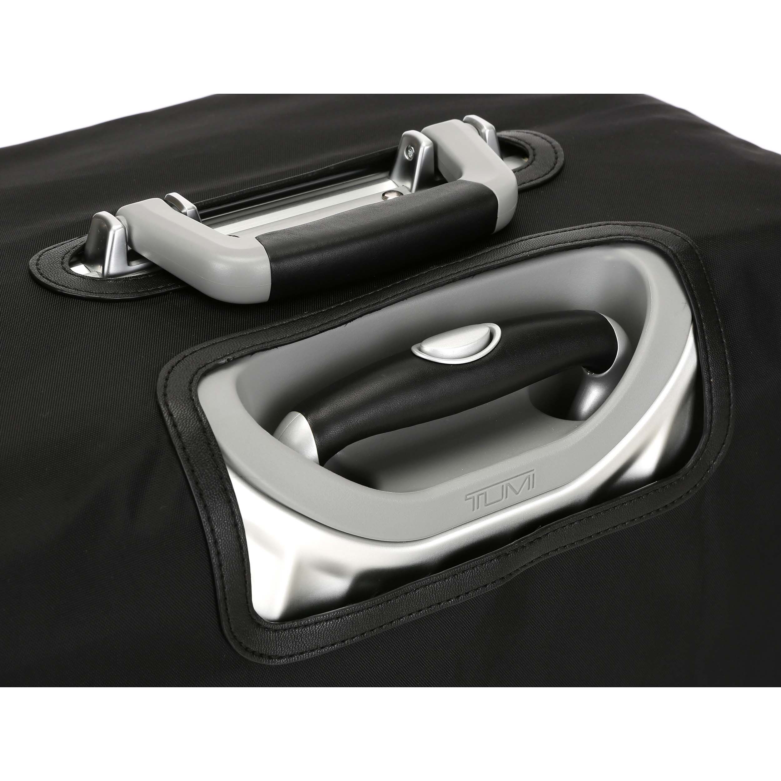 tumi trunk