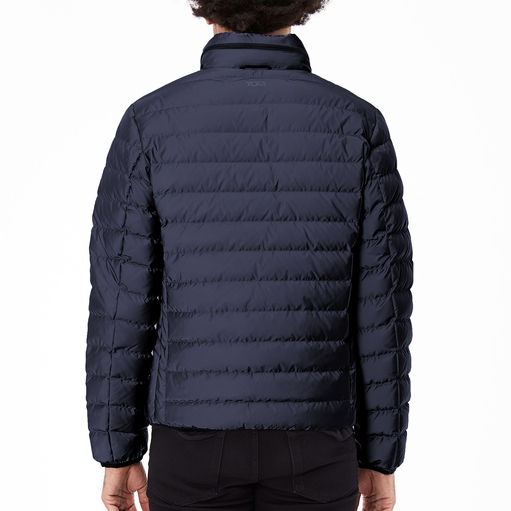 tumi puffer jacket neck pillow