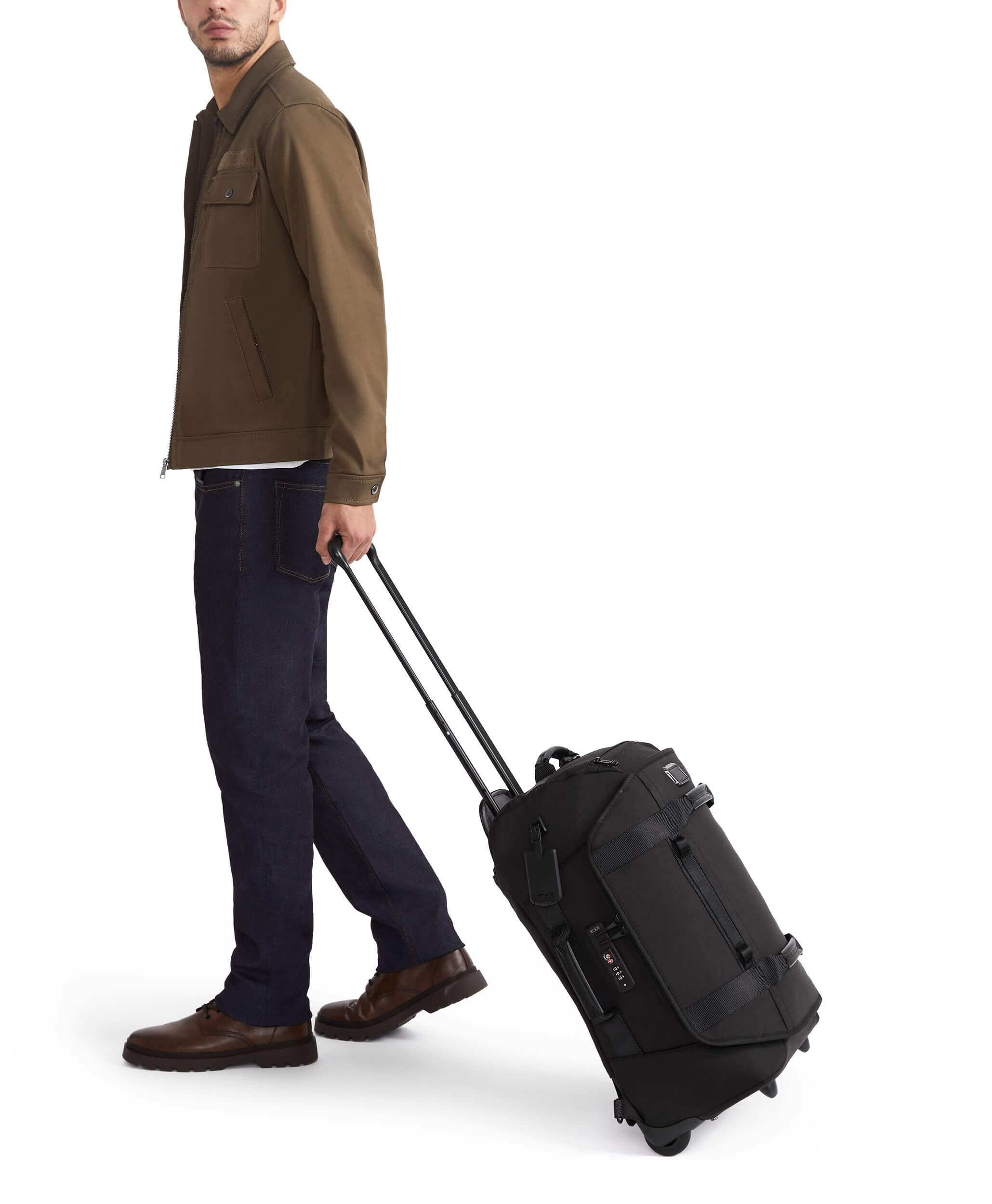 Tumi merge wheeled duffel review top