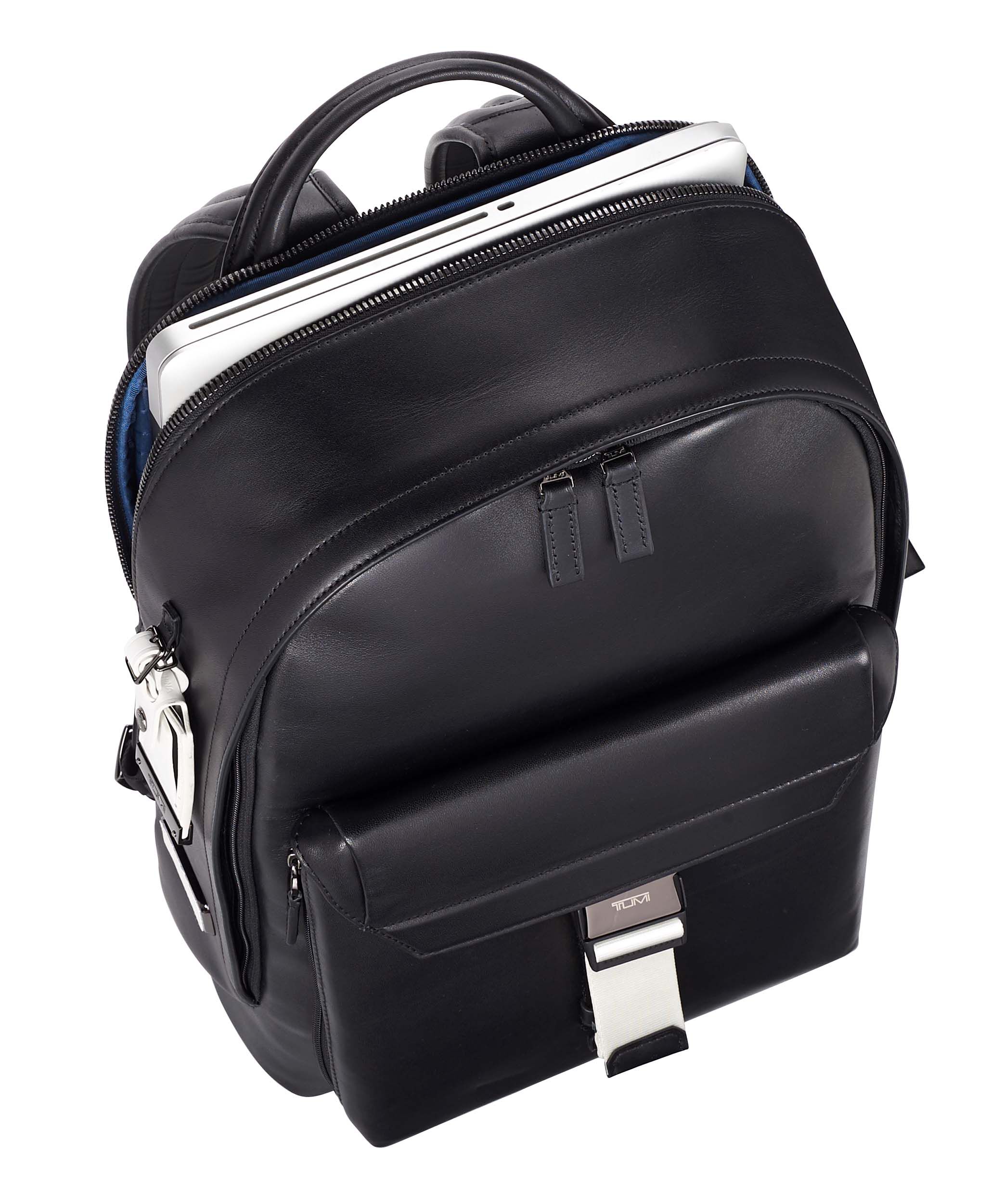 tumi leather cleaner