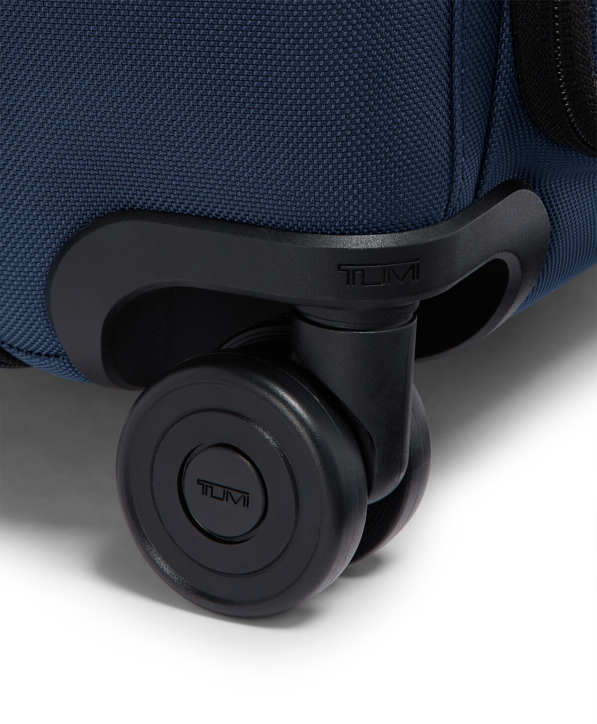 Alpha X-Large Dual Access Expandable Checked