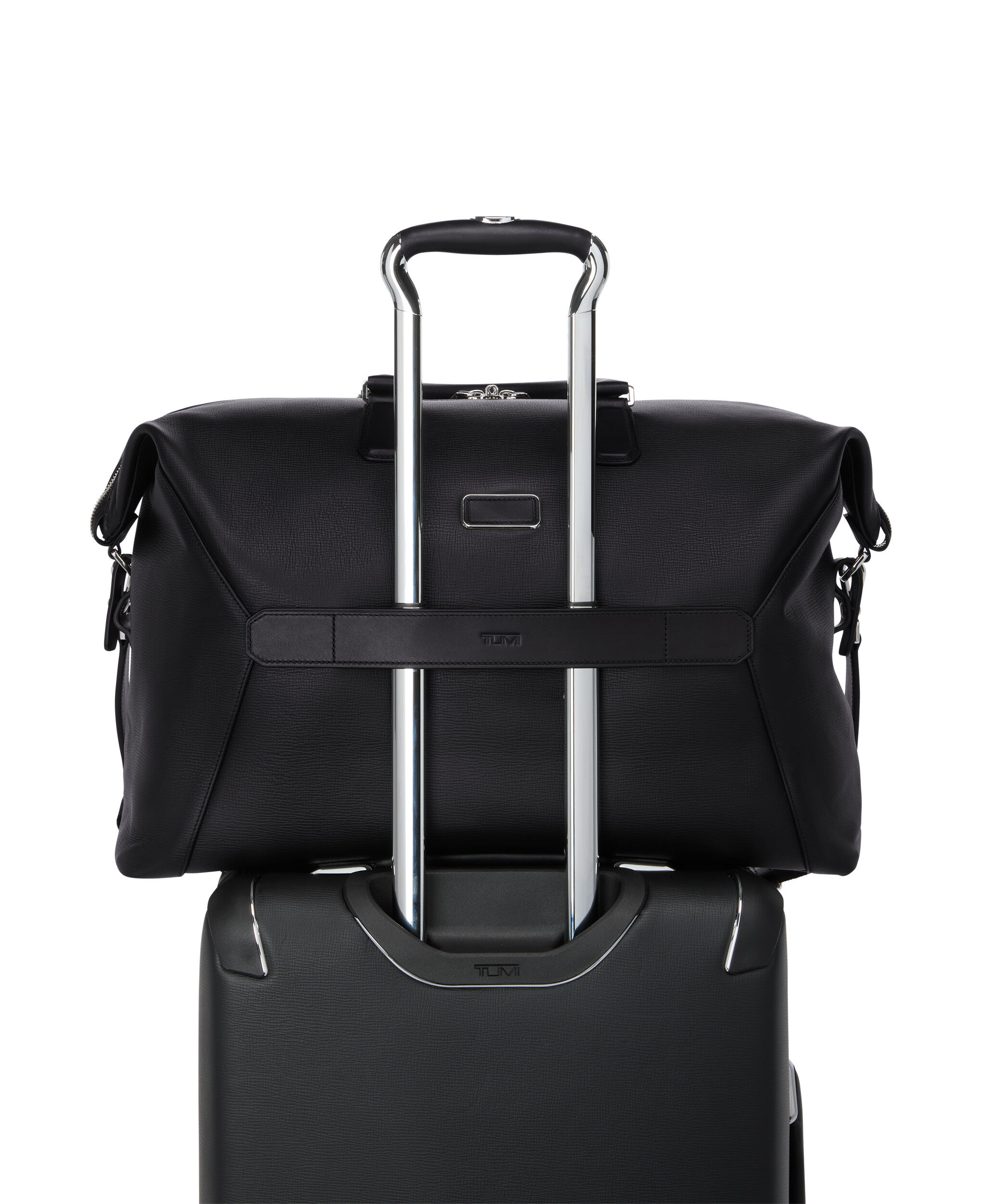 Luggage, Messenger Bags, Totes, Duffles & Backpacks