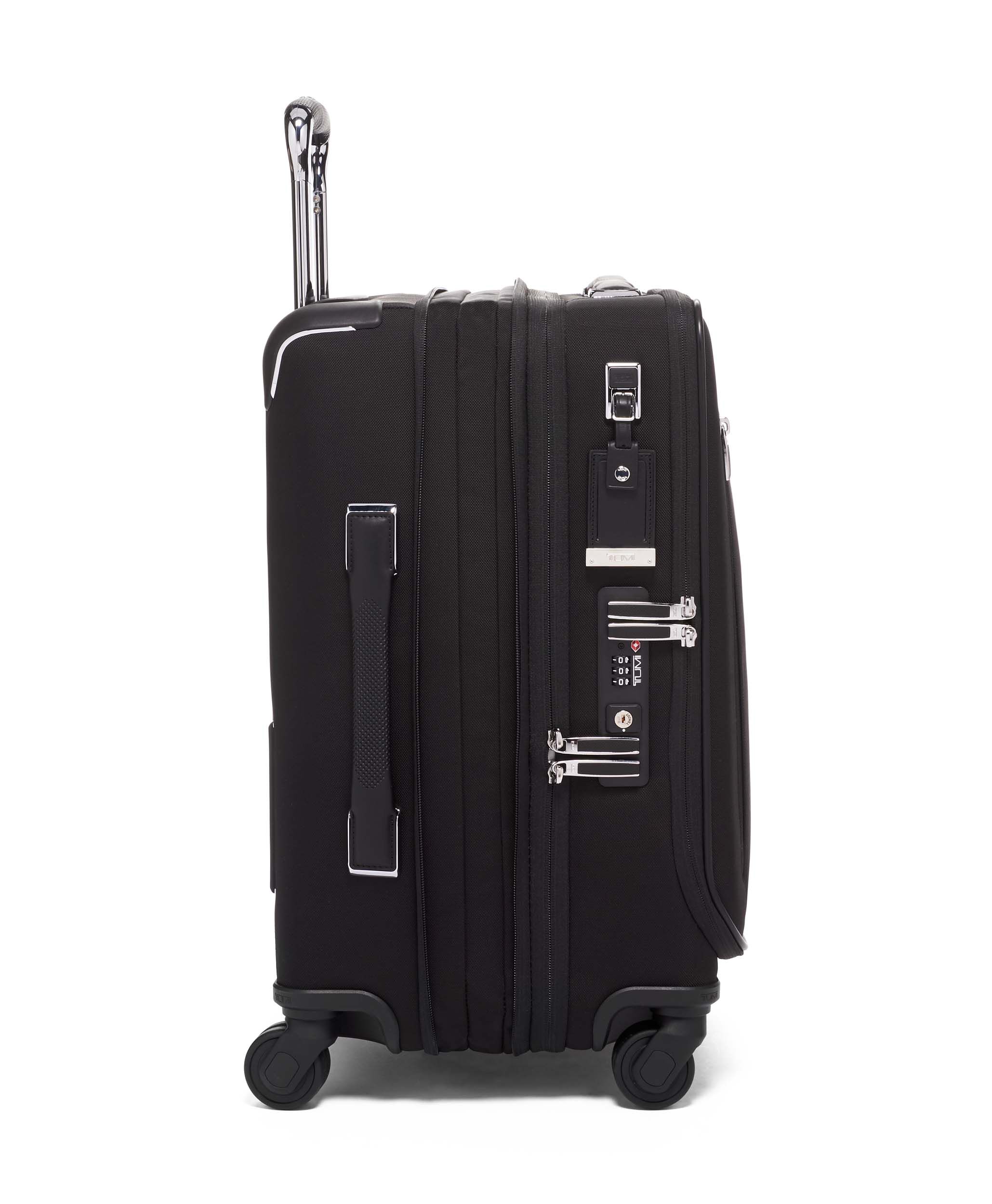 Tumi arrive international carry on clearance