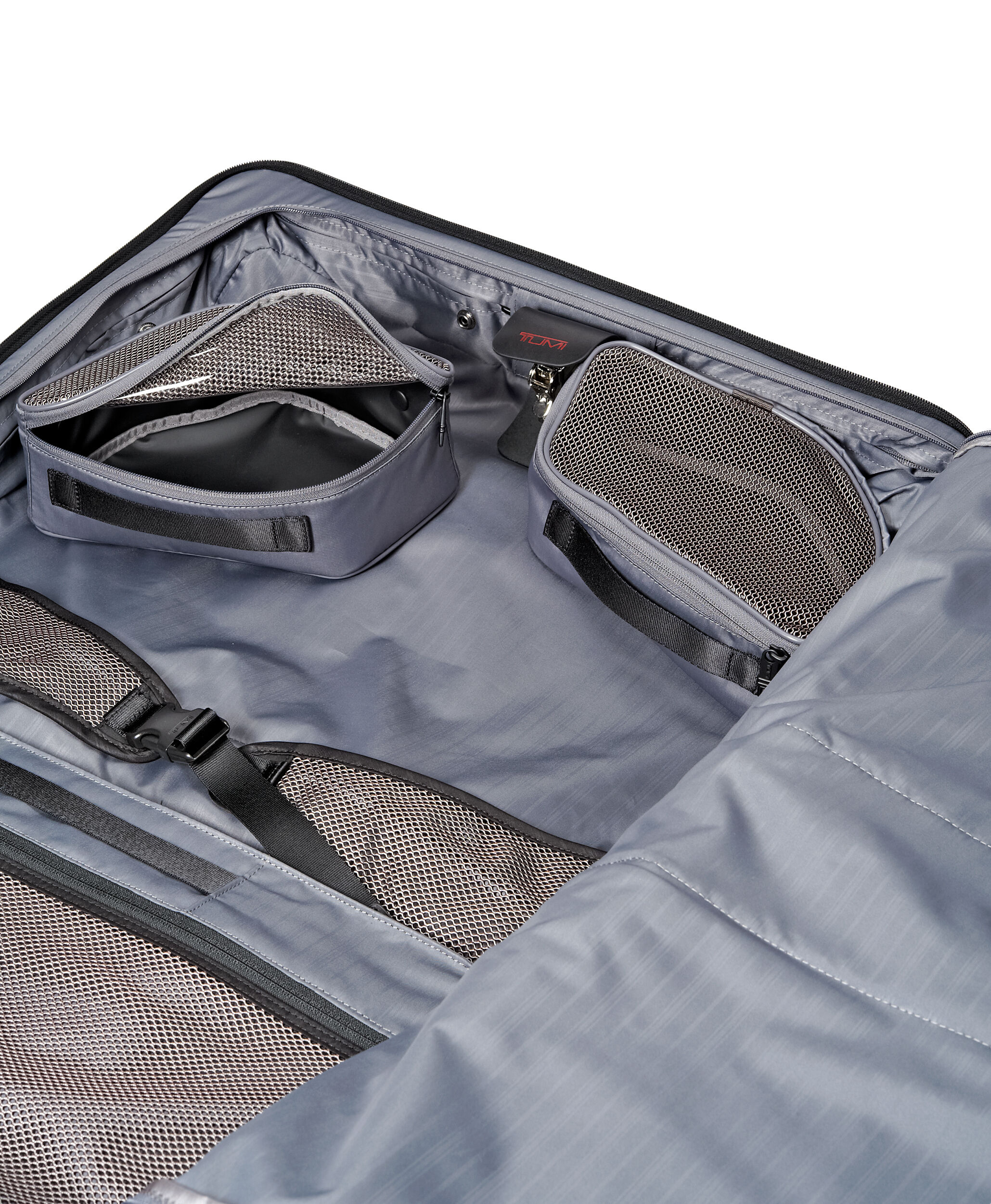 tumi alpha 2 carry on