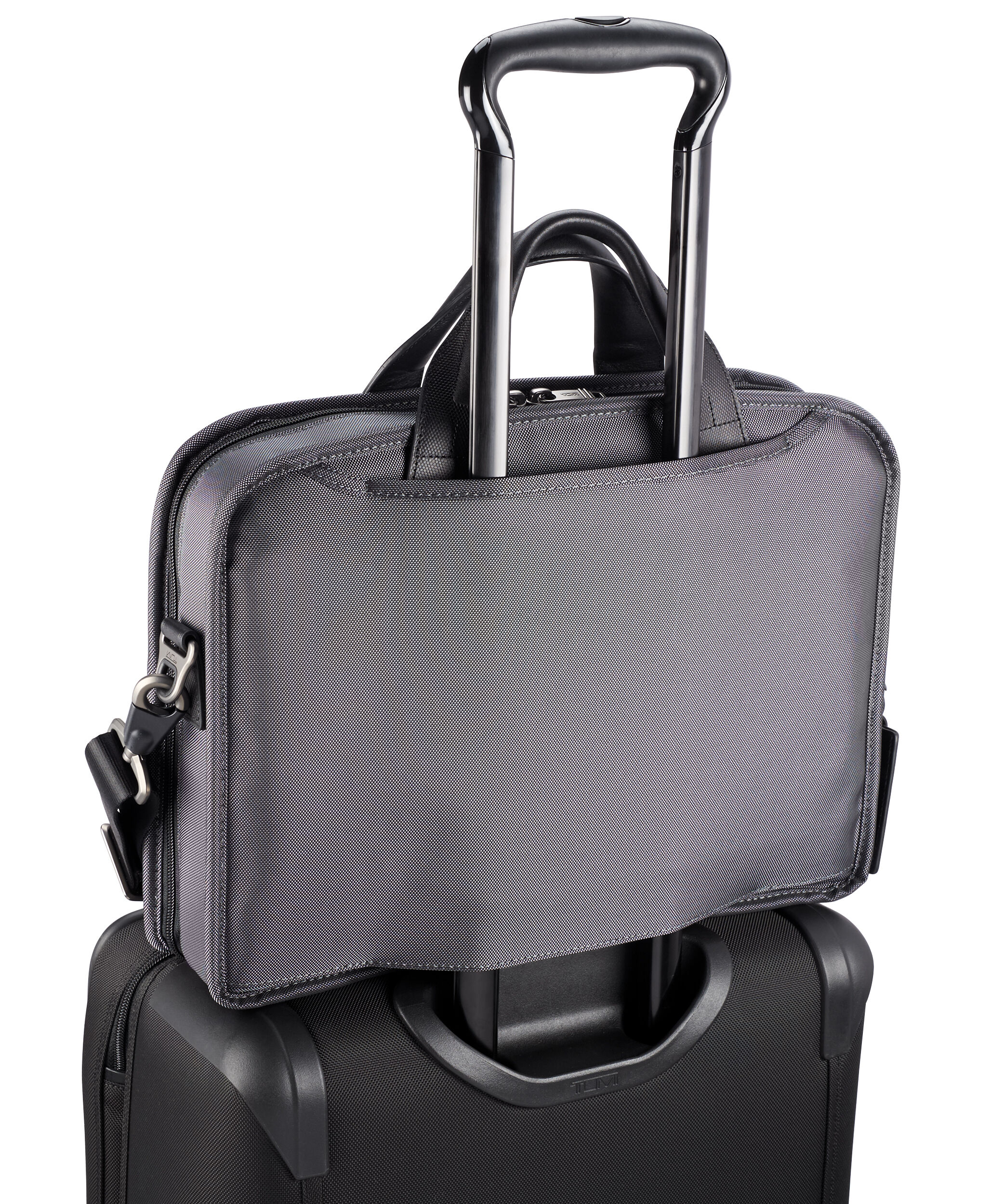 tumi sawyer briefcase