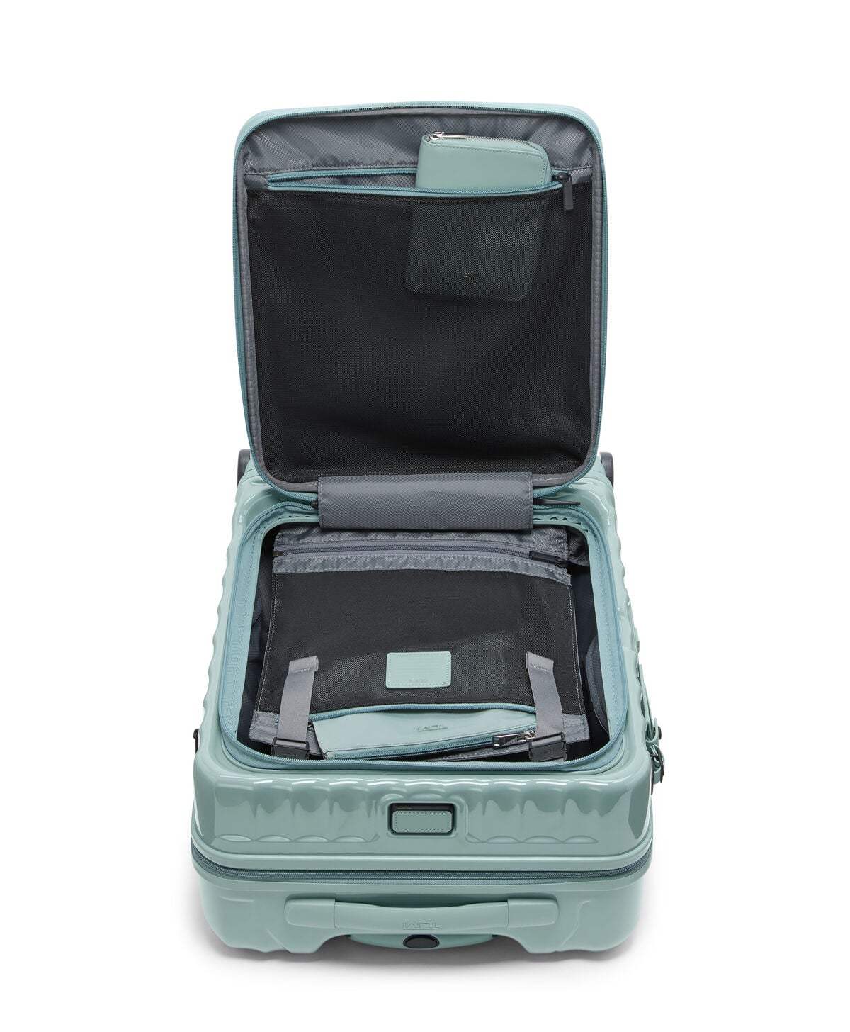 19 Degree Front Access Large Front Access Expandable Cabin