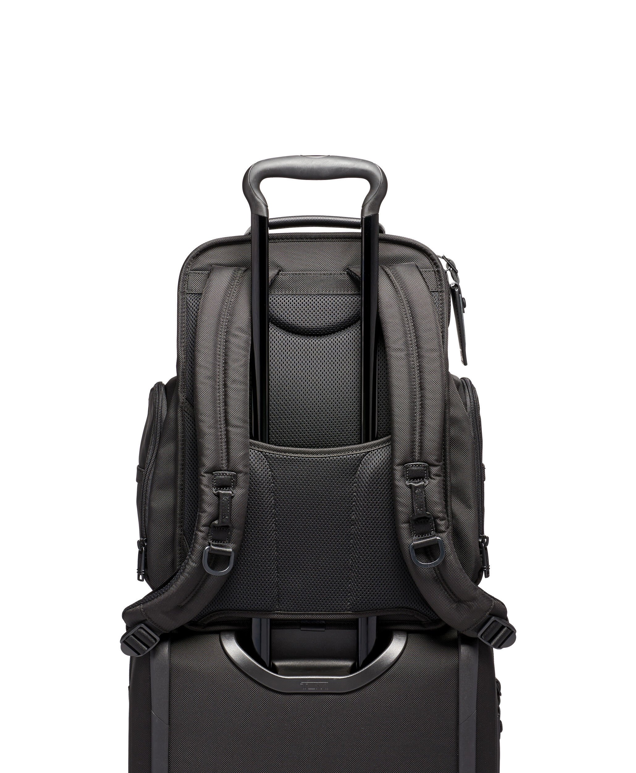 TUMI Alpha3 Brief Pack バックパック　ブラック Alpha 3 Brief Pack Black | TUMI UK